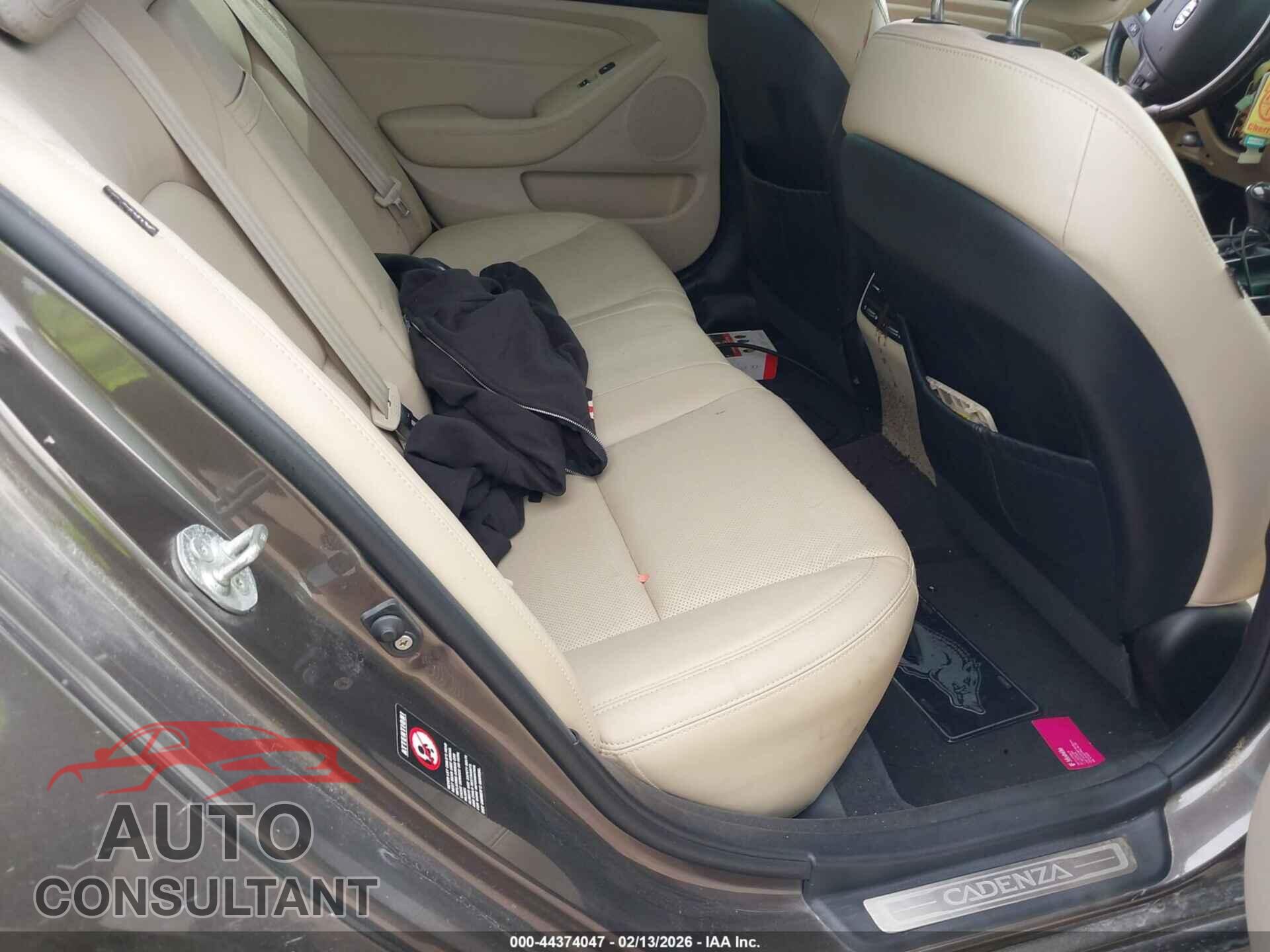 KIA CADENZA 2014 - KNALN4D77E5128028
