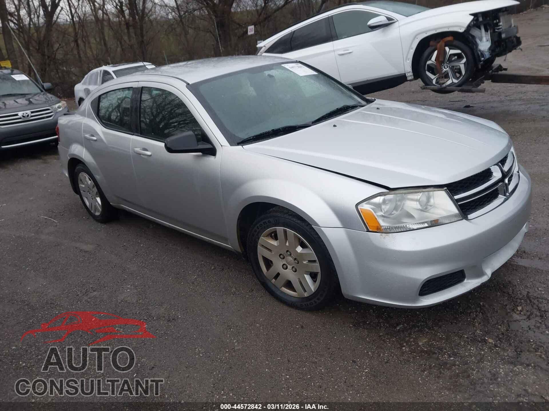 DODGE AVENGER 2011 - 1B3BD4FB5BN621206