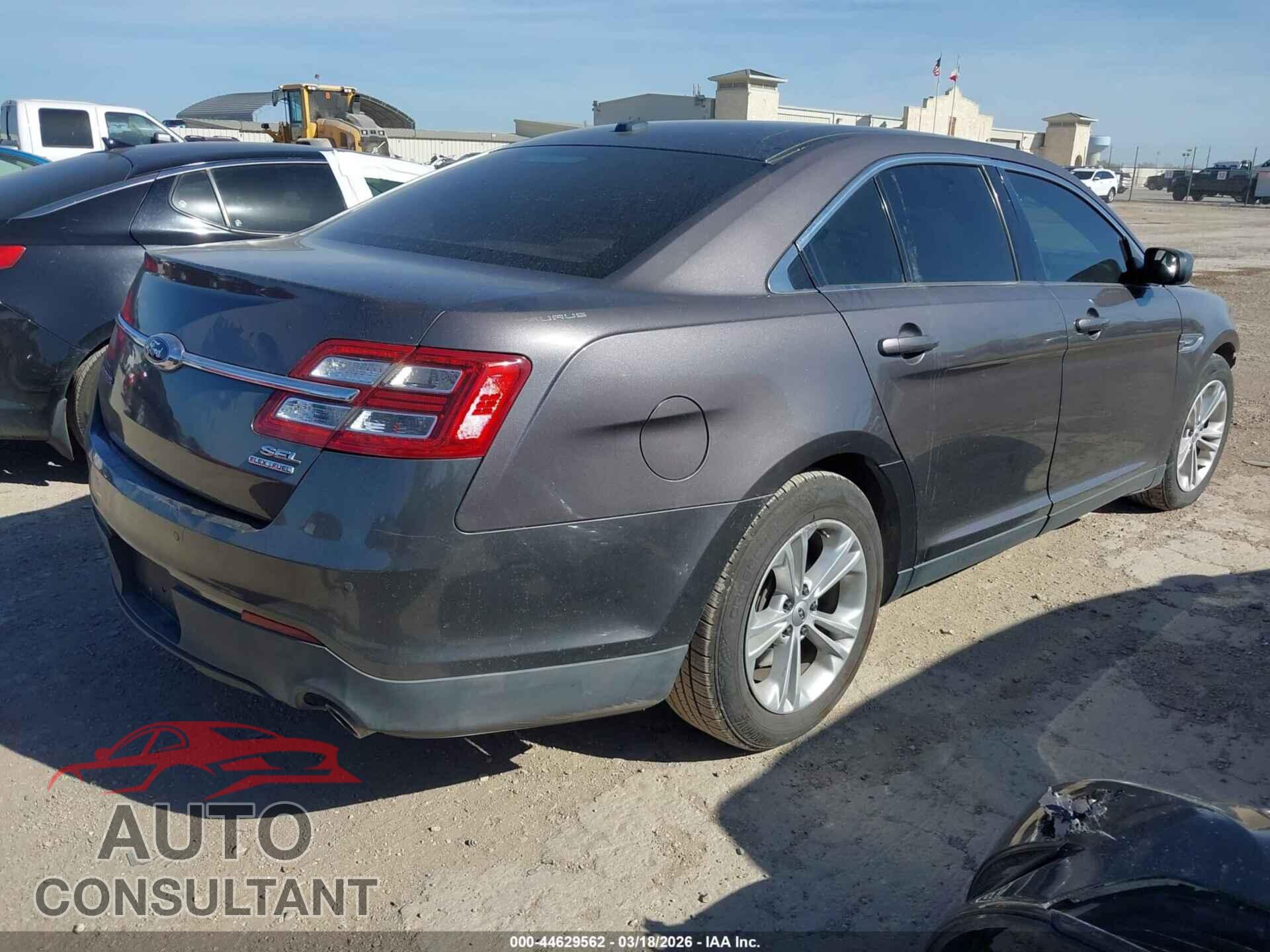 FORD TAURUS 2015 - 1FAHP2E87FG148810
