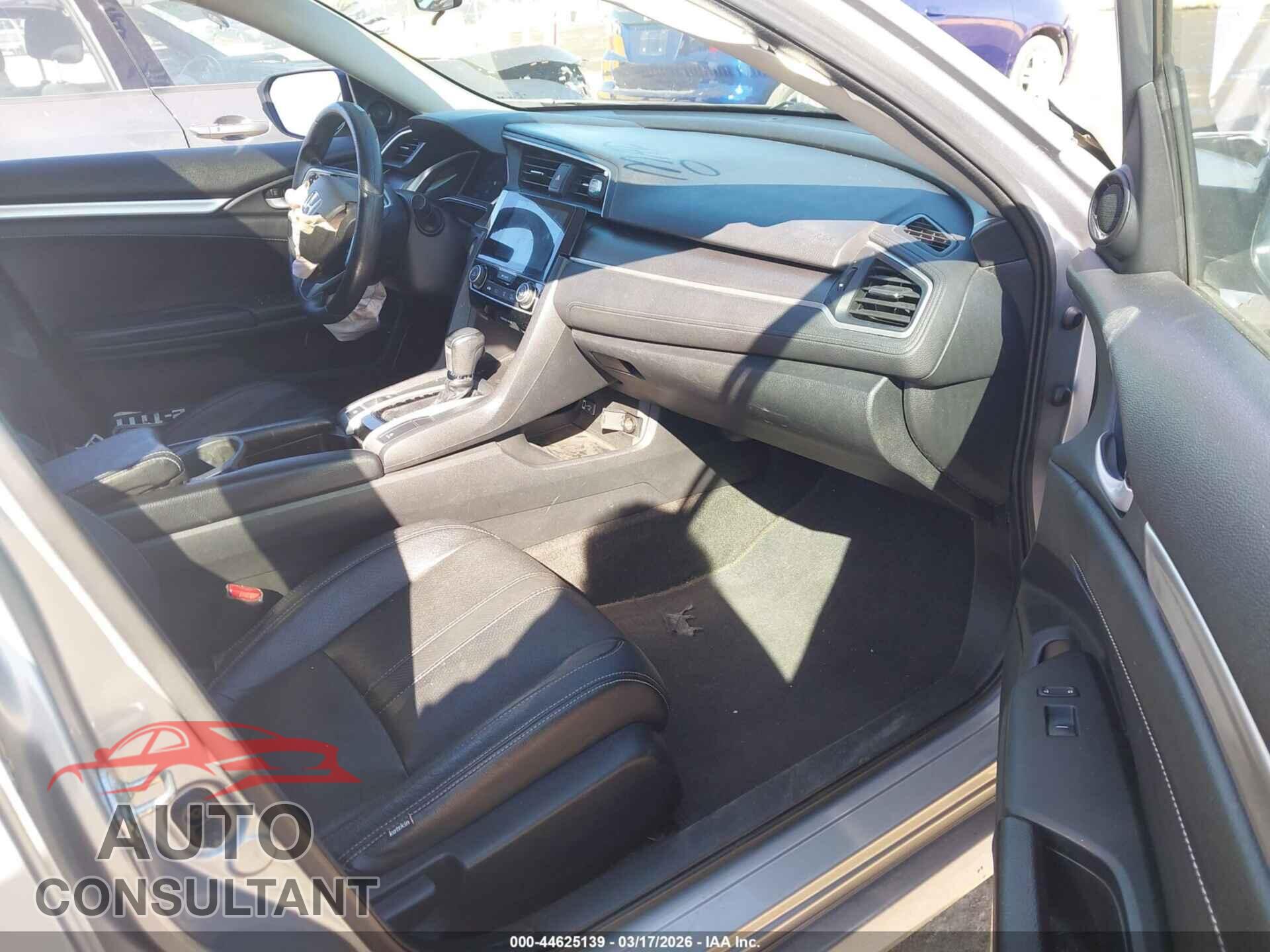 HONDA CIVIC 2017 - 2HGFC2F79HH528243