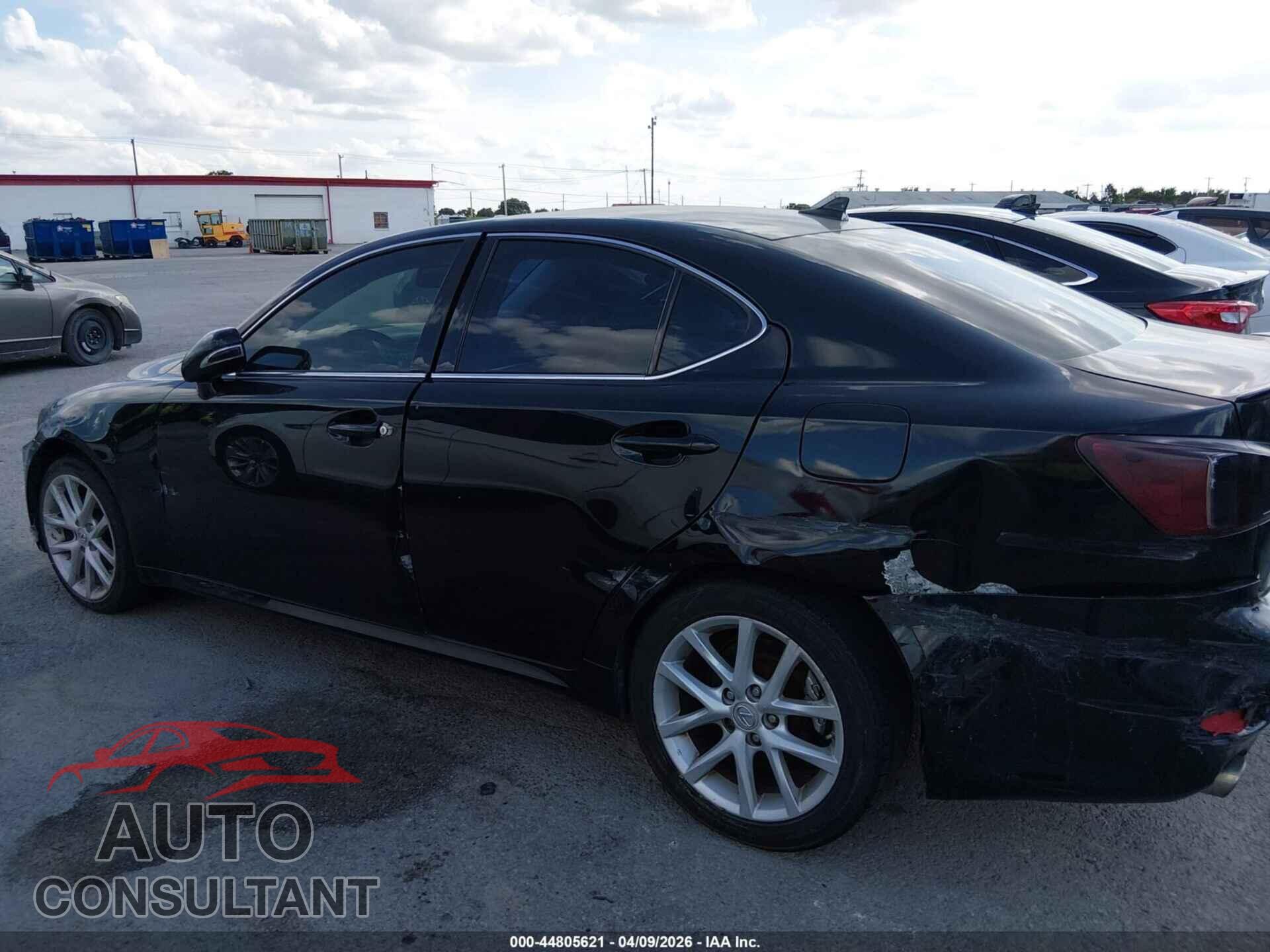LEXUS IS 250 2013 - JTHCF5C21D5060768