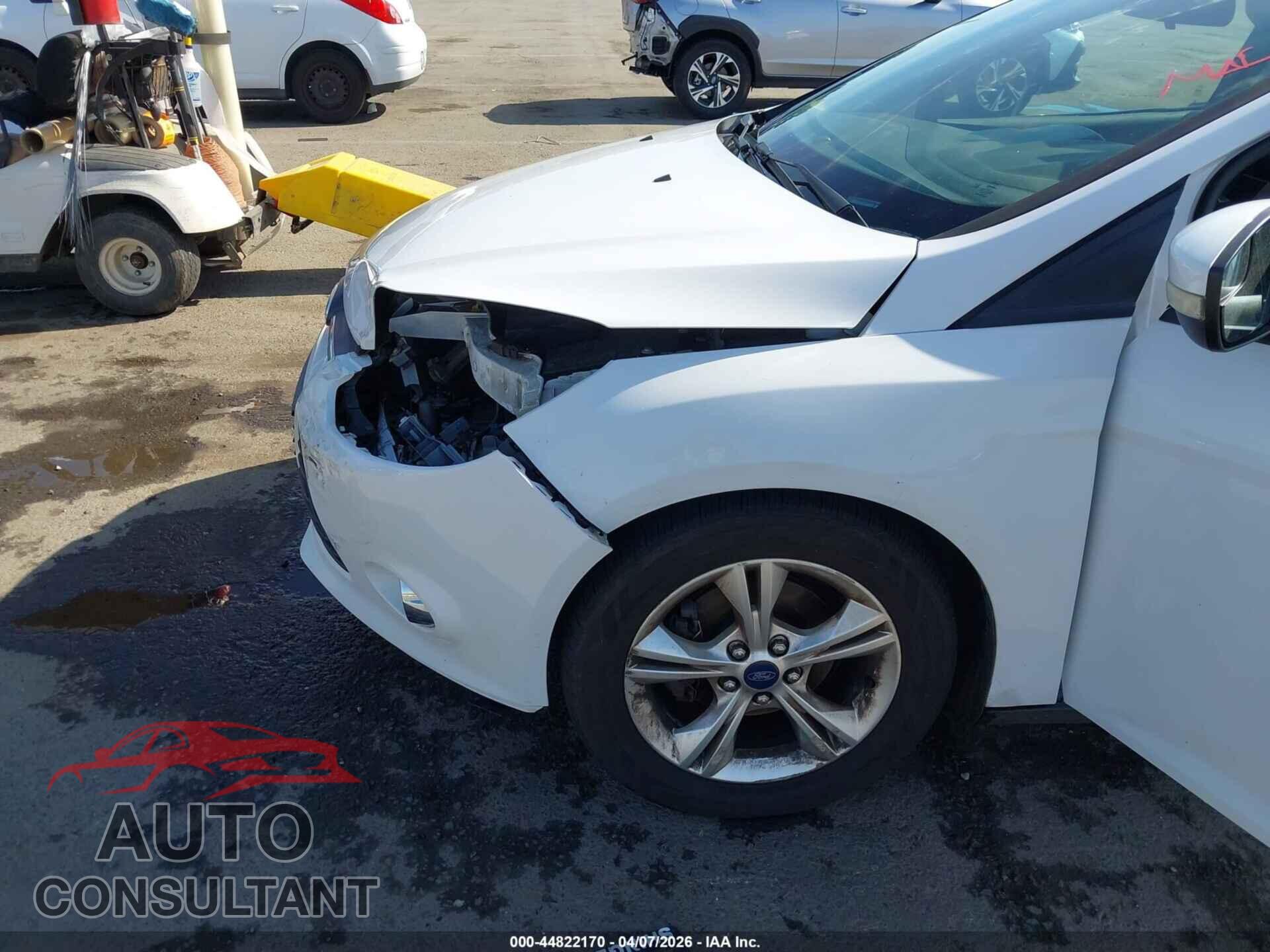 FORD FOCUS 2014 - 1FADP3F28EL225205
