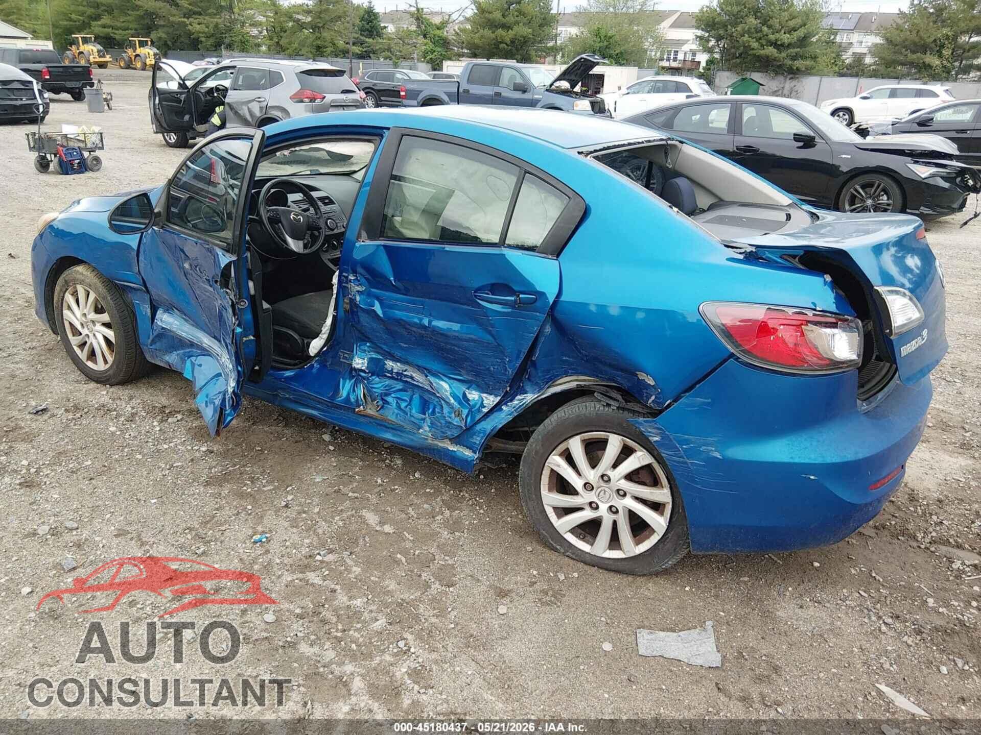 MAZDA MAZDA3 2012 - JM1BL1V83C1654588