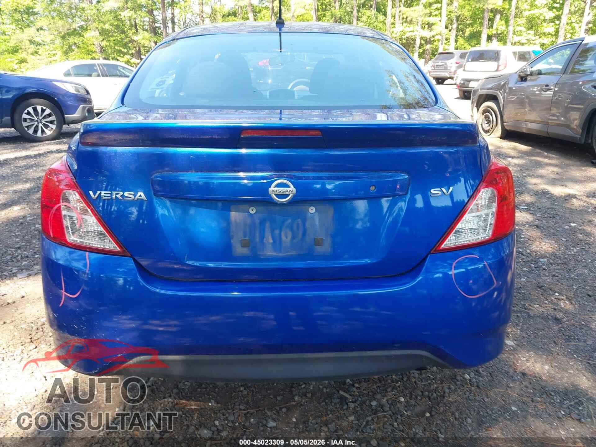 NISSAN VERSA 2017 - 3N1CN7AP3HL843369