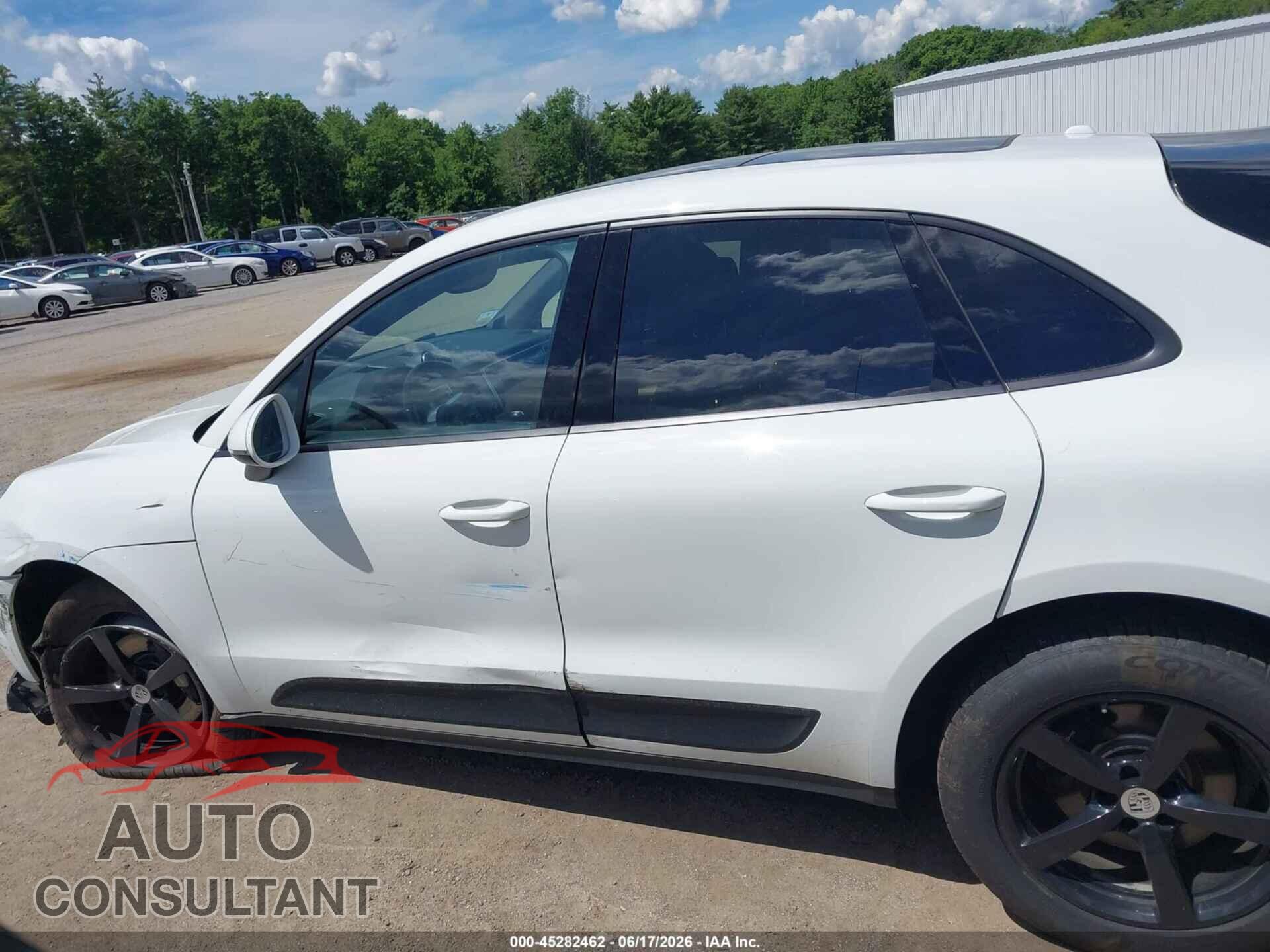 PORSCHE MACAN 2018 - WP1AA2A51JLB01098