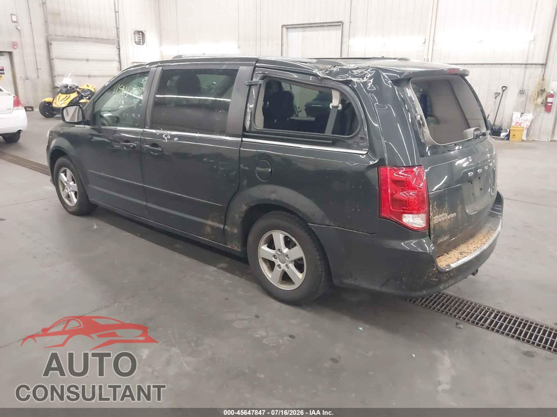 DODGE GRAND CARAVAN 2011 - 2D4RN5DG6BR756330