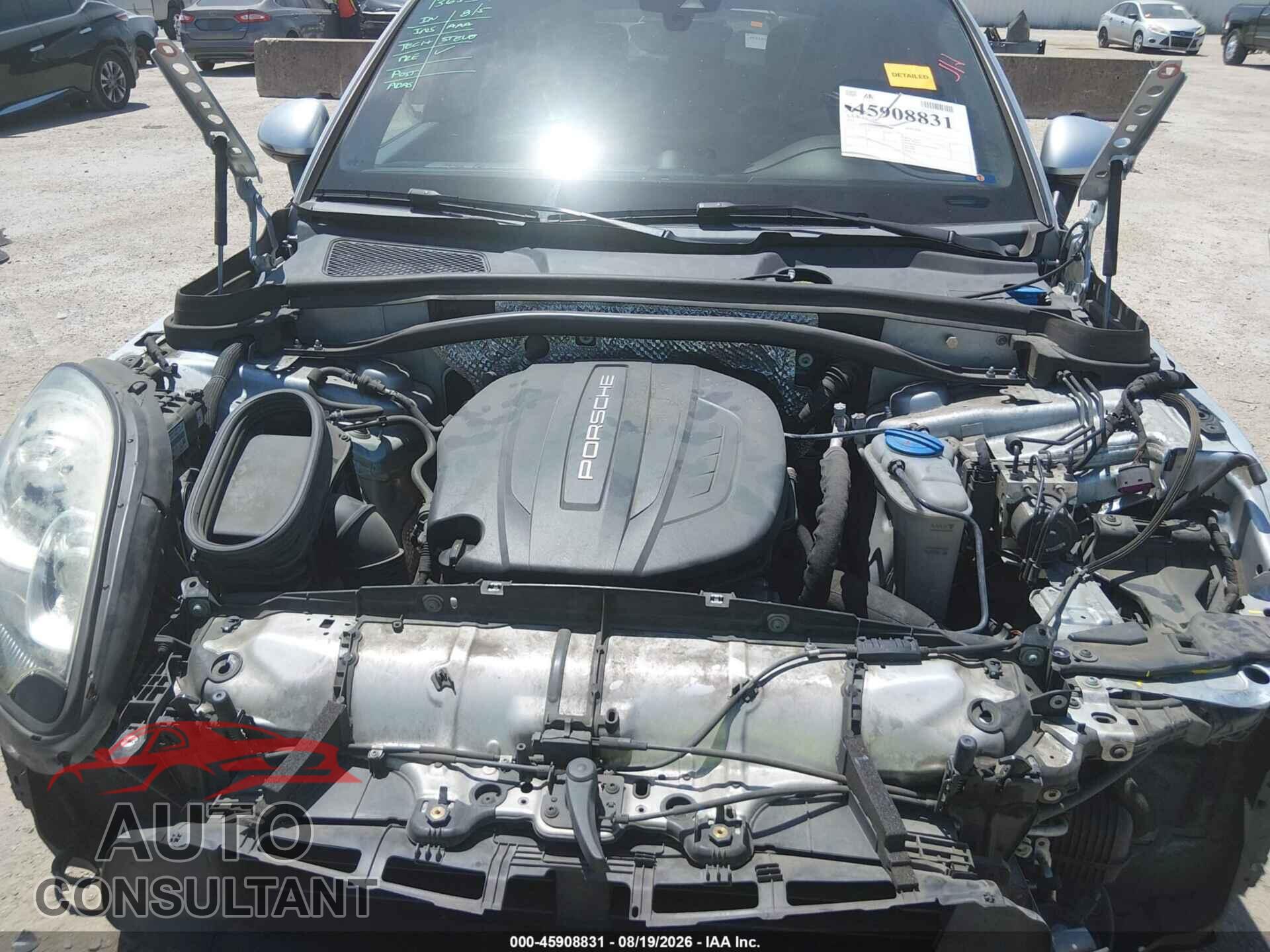 PORSCHE MACAN 2018 - WP1AA2A51JLB13946