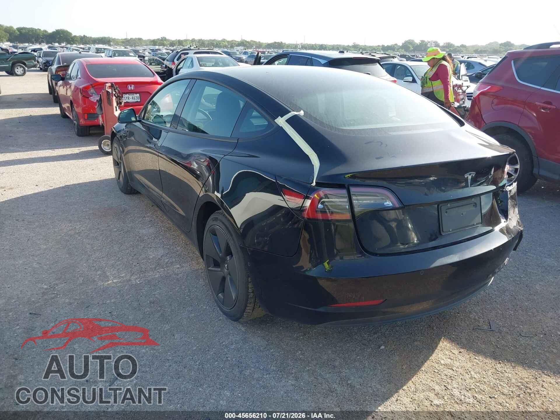 TESLA MODEL 3 2021 - 5YJ3E1EA8MF986083
