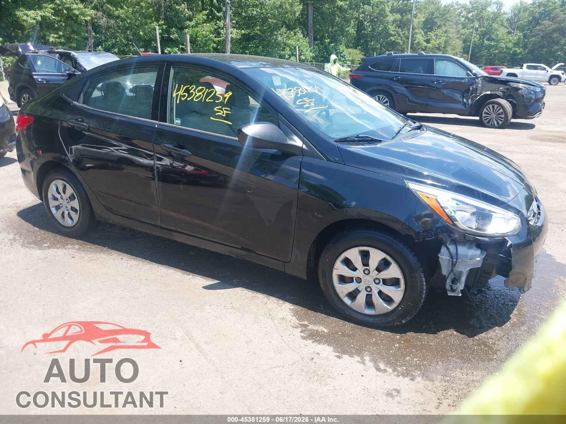 HYUNDAI ACCENT 2017 - KMHCT4AE7HU321099