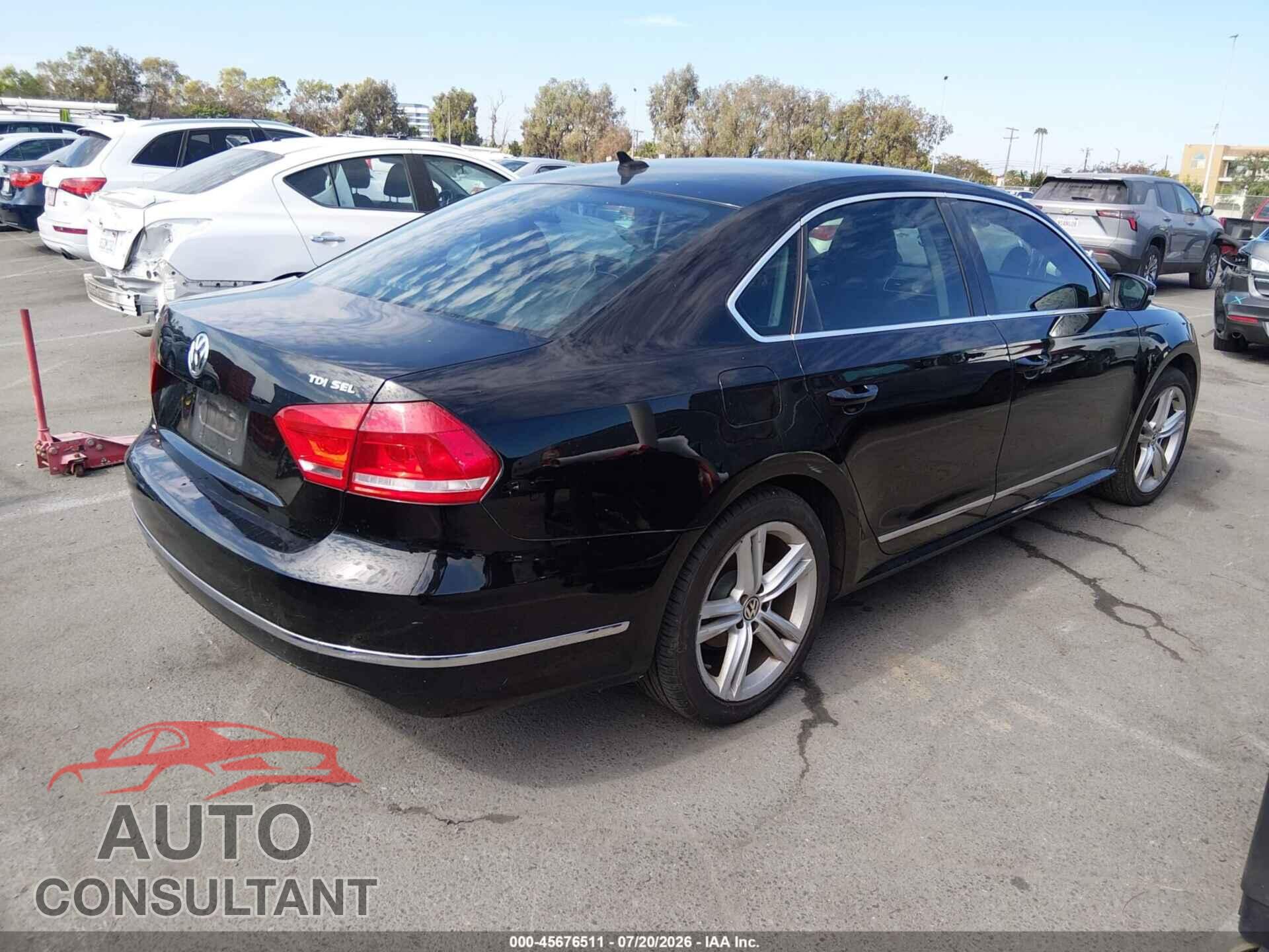 VOLKSWAGEN PASSAT 2014 - 1VWCN7A36EC084585