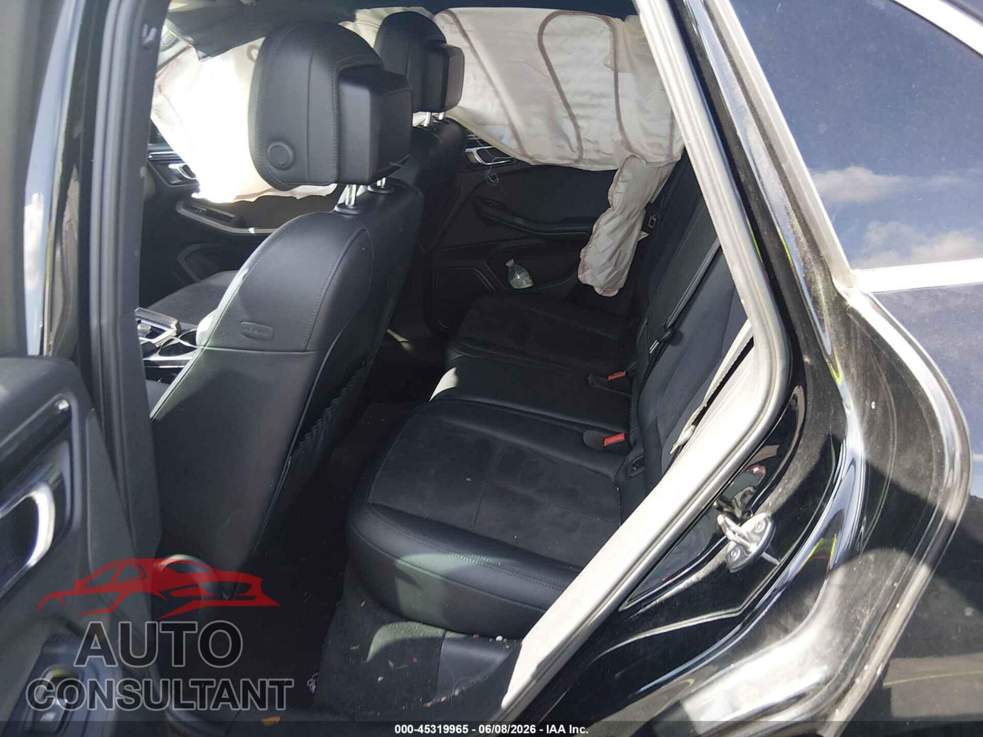 PORSCHE MACAN 2016 - WP1AB2A56GLB58371