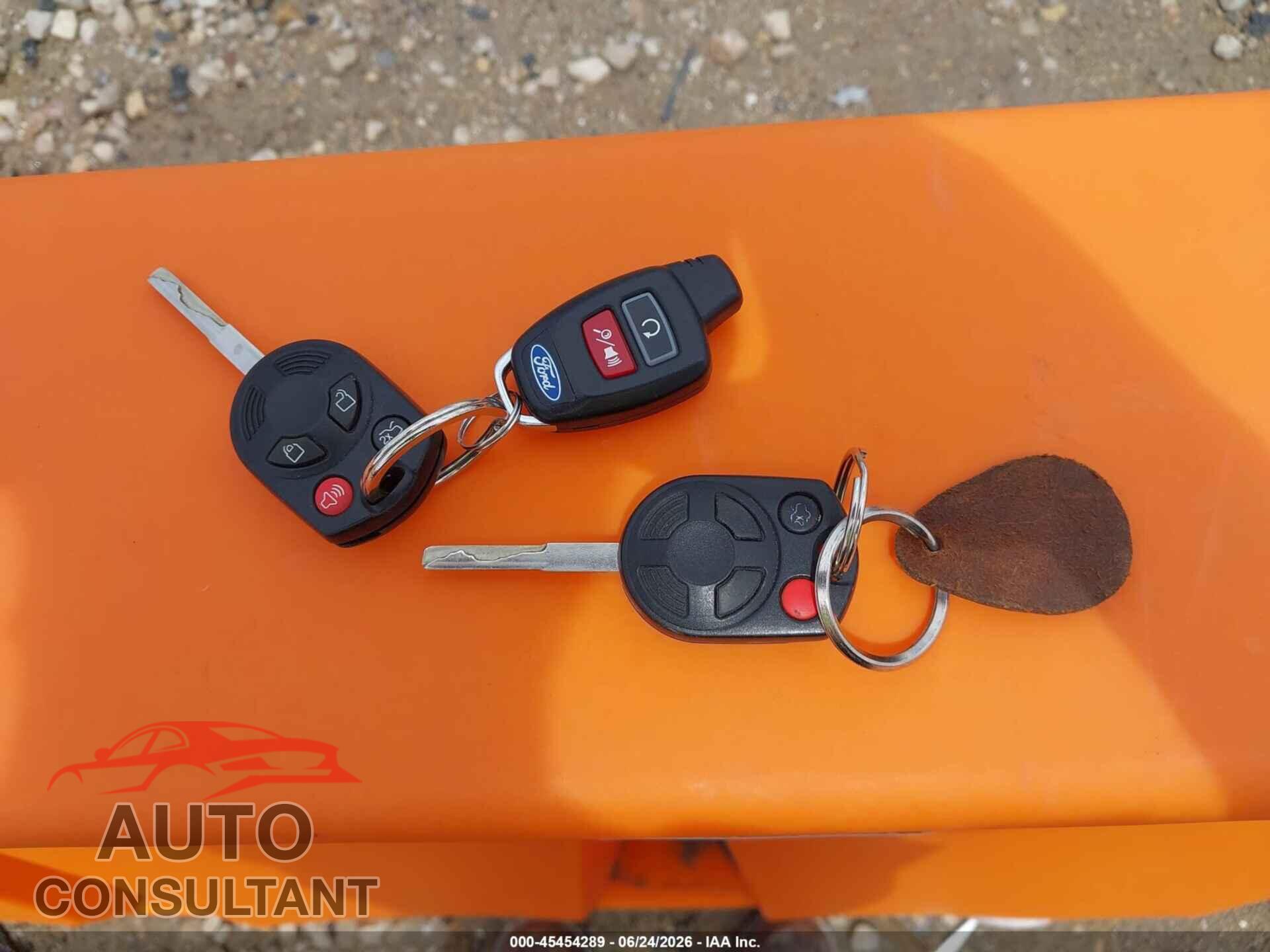 FORD FOCUS 2015 - 1FADP3F20FL346330
