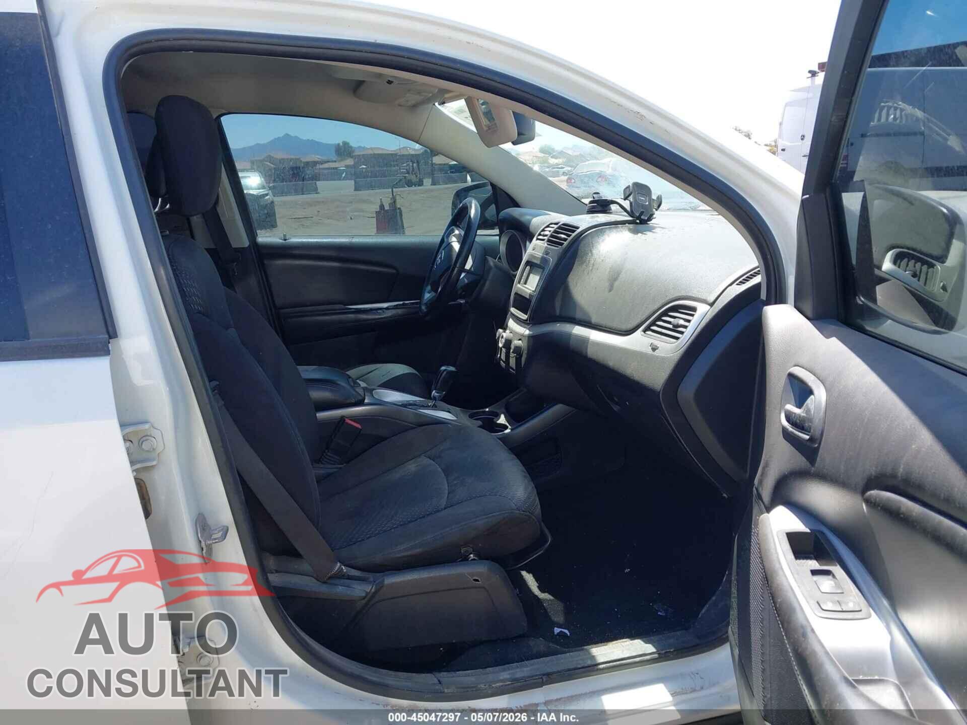 DODGE JOURNEY 2015 - 3C4PDCBB4FT699910