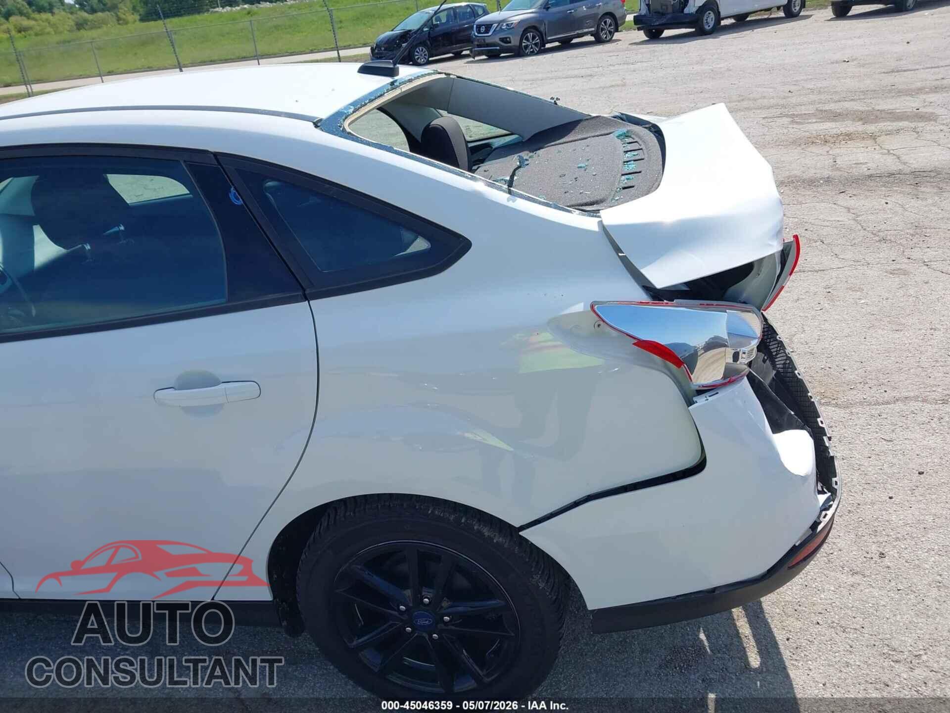 FORD FOCUS 2017 - 1FADP3F2XHL299083