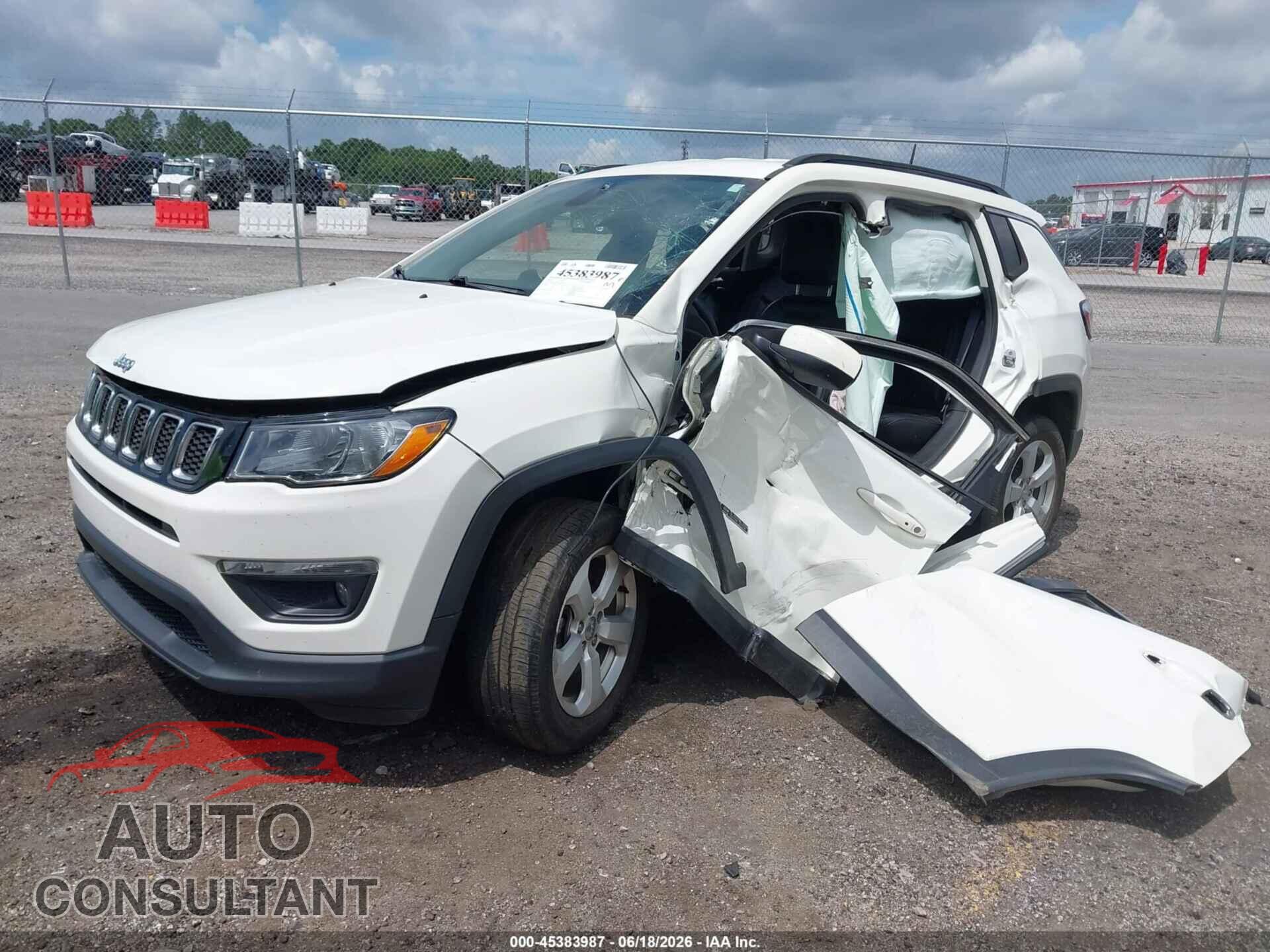 JEEP COMPASS 2018 - 3C4NJCBBXJT226229