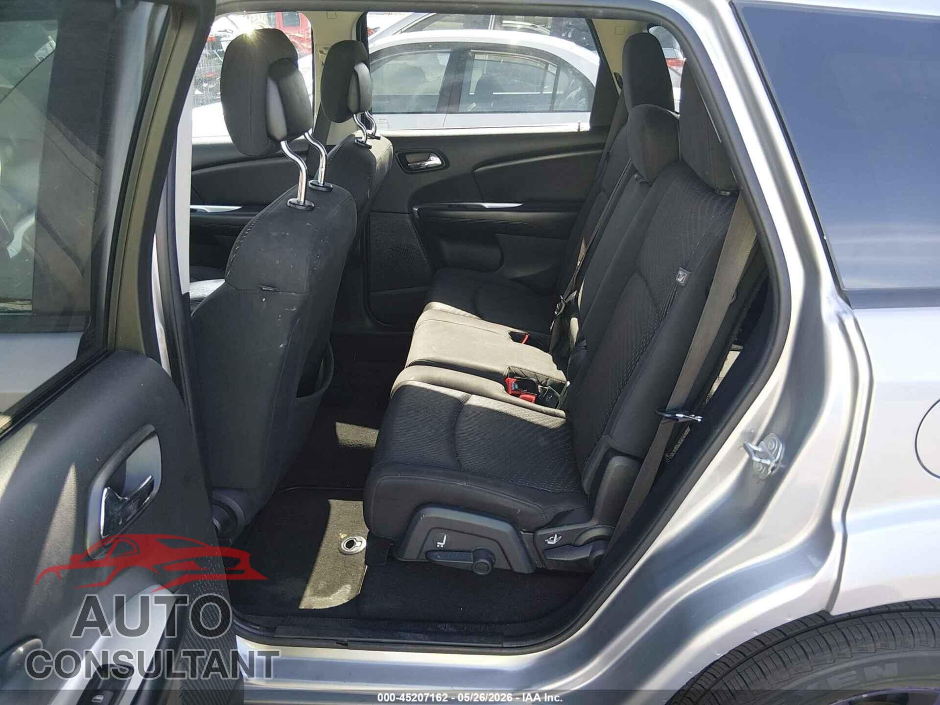 DODGE JOURNEY 2017 - 3C4PDCBG0HT588950