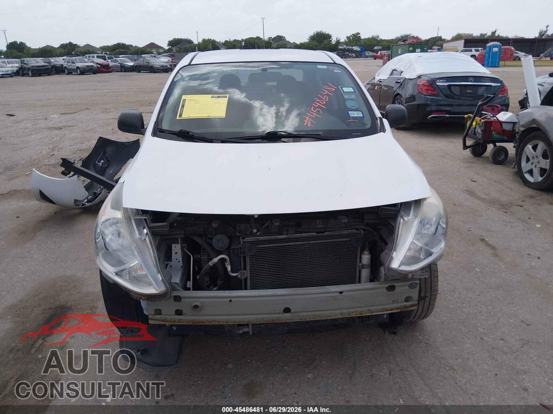 NISSAN VERSA 2015 - 3N1CN7AP2FL862766