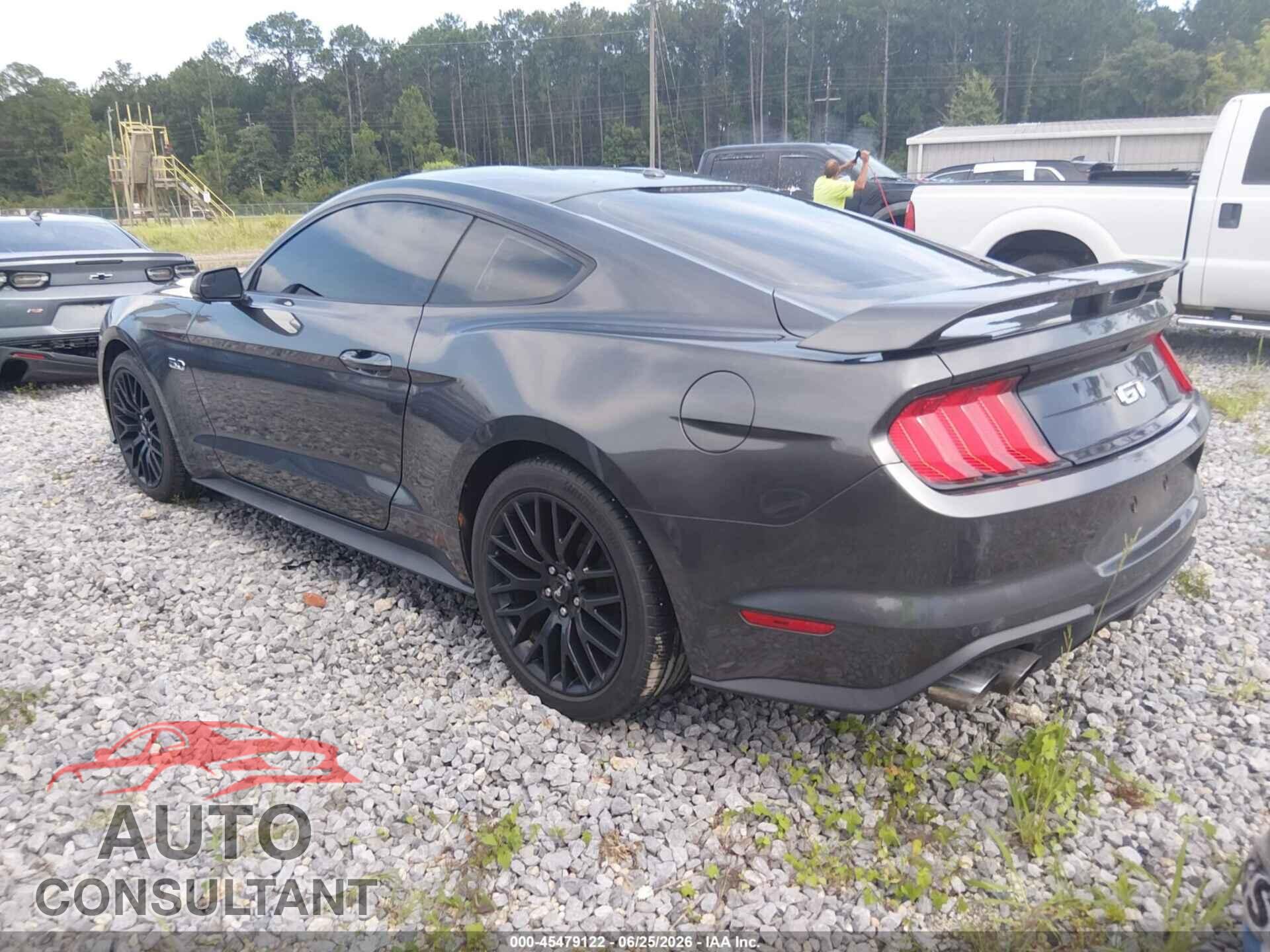 FORD MUSTANG 2019 - 1FA6P8CF9K5197301