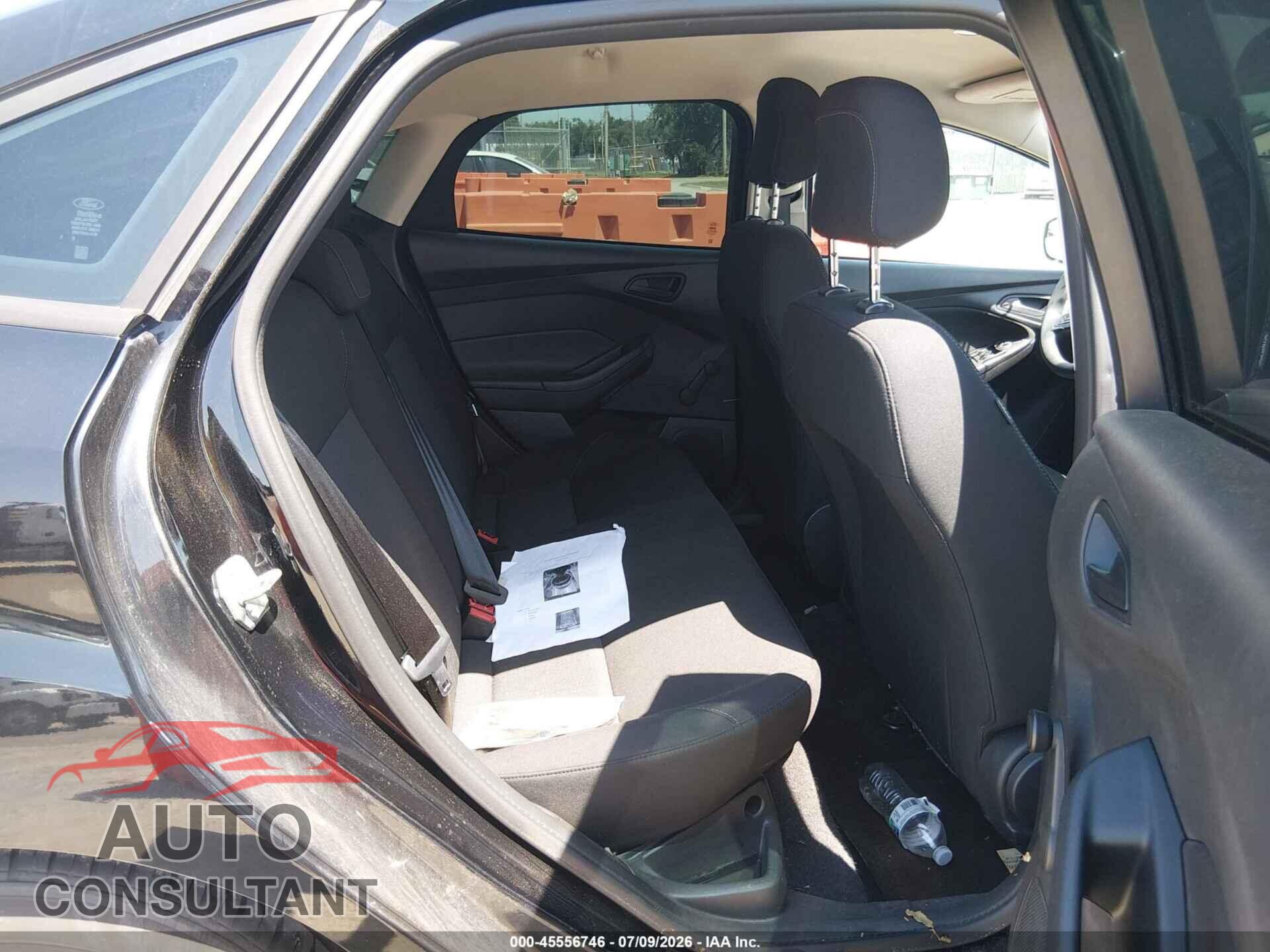 FORD FOCUS 2017 - 1FADP3E23HL296236