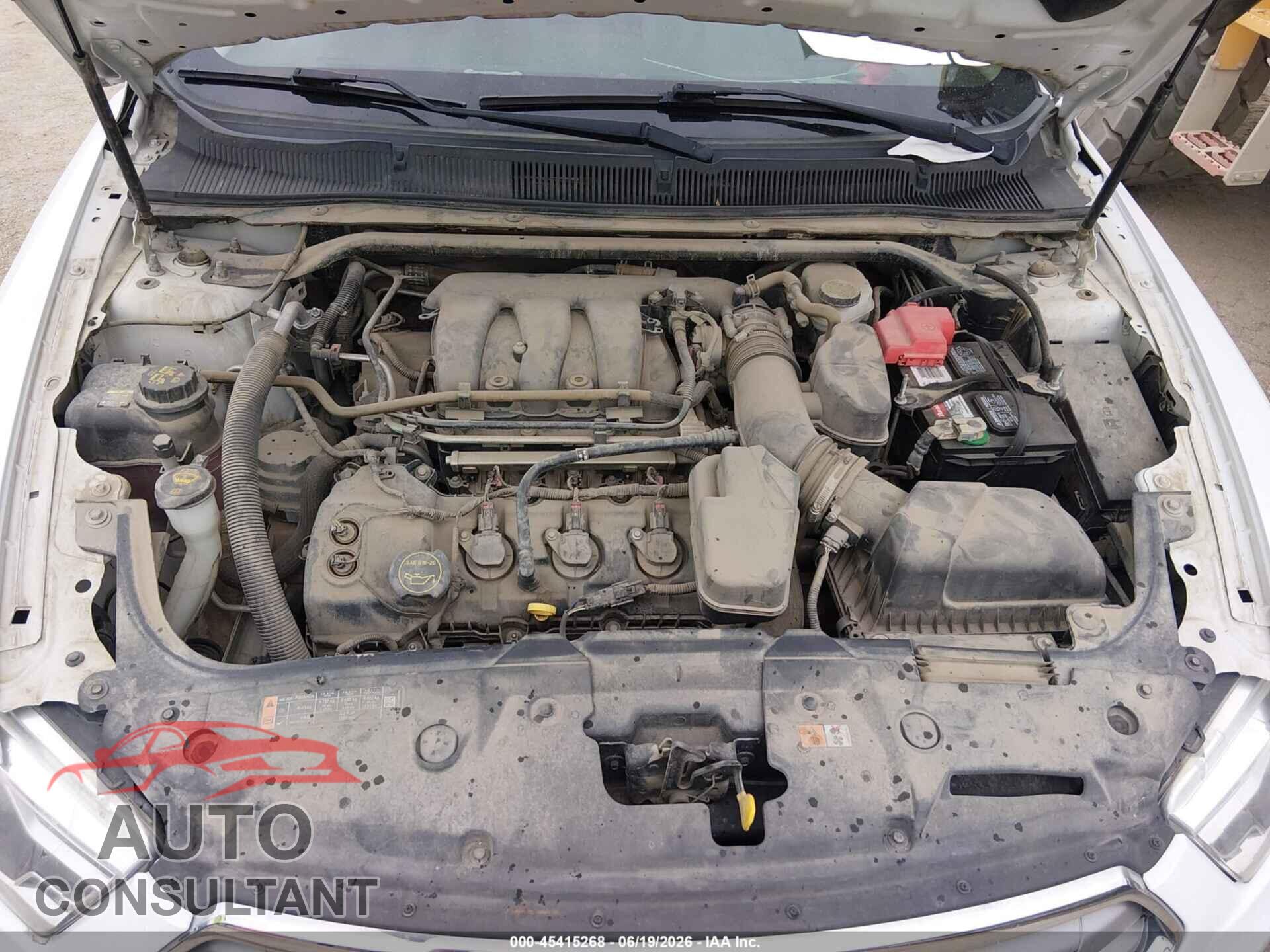 FORD TAURUS 2013 - 1FAHP2D82DG234220