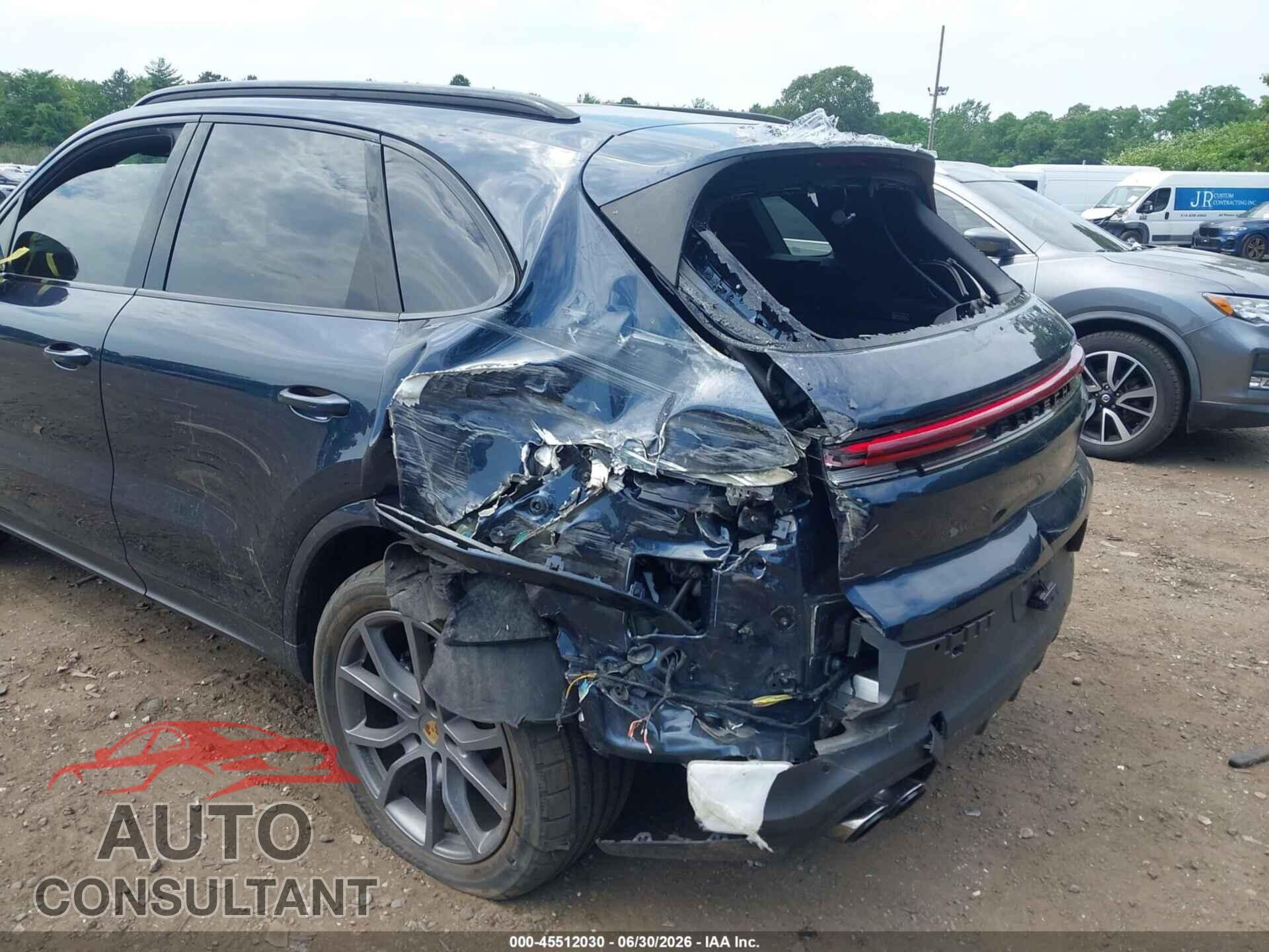 PORSCHE CAYENNE 2024 - WP1AA2AY0RDA02031