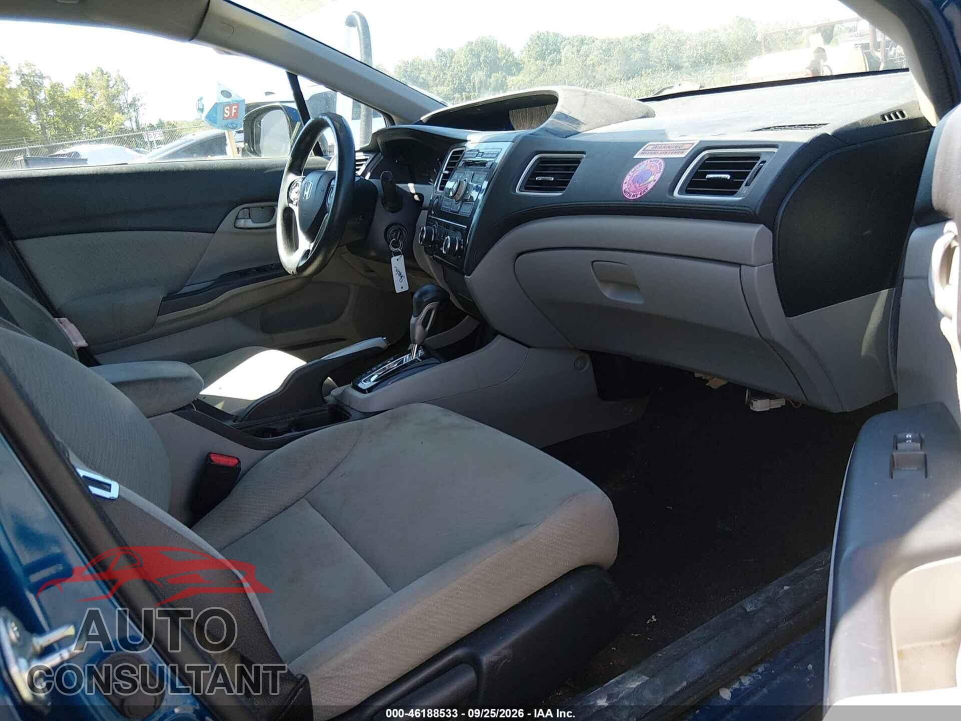 HONDA CIVIC 2013 - 2HGFB2F54DH577331