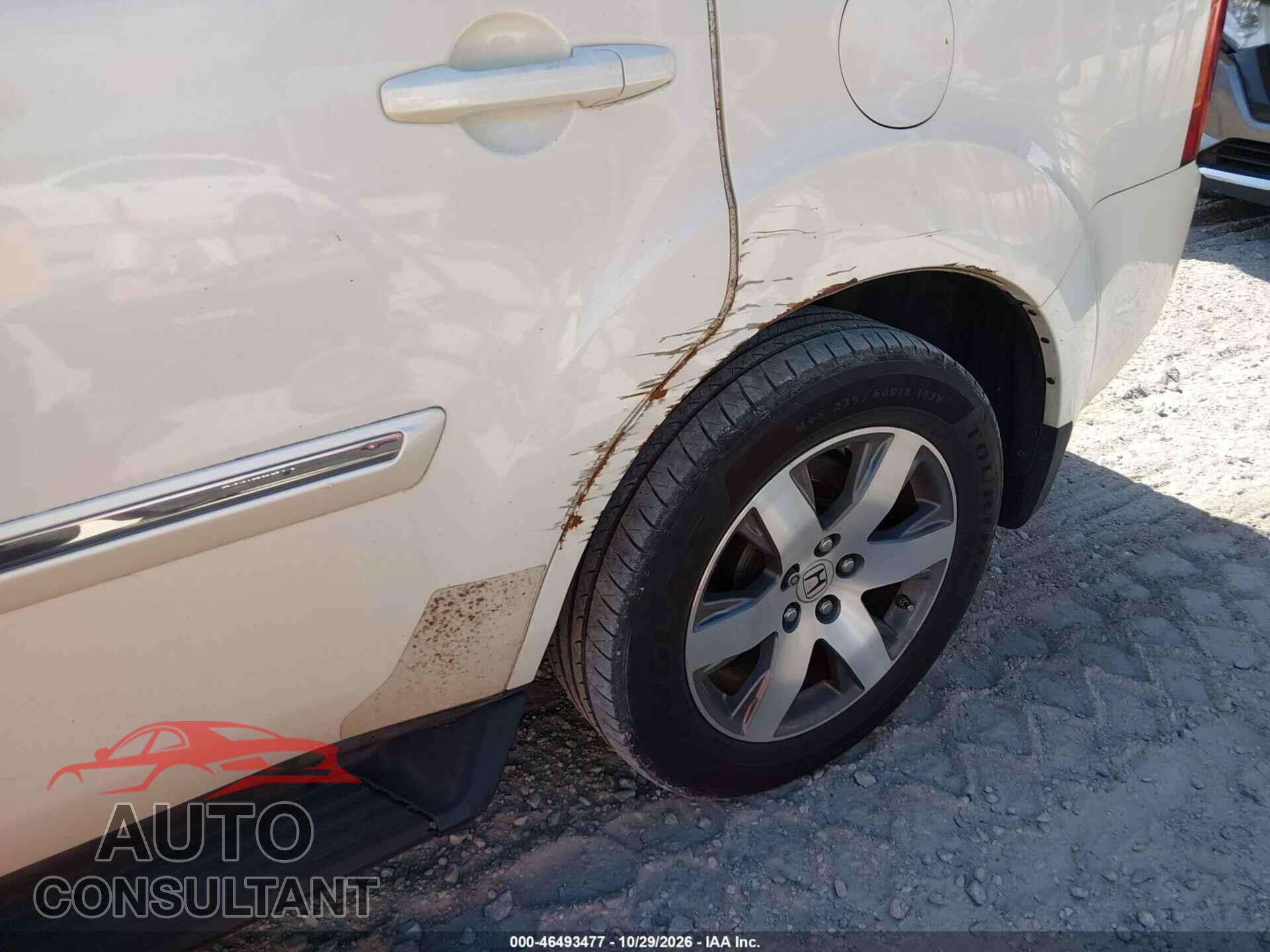 HONDA PILOT 2015 - 5FNYF3H92FB005359