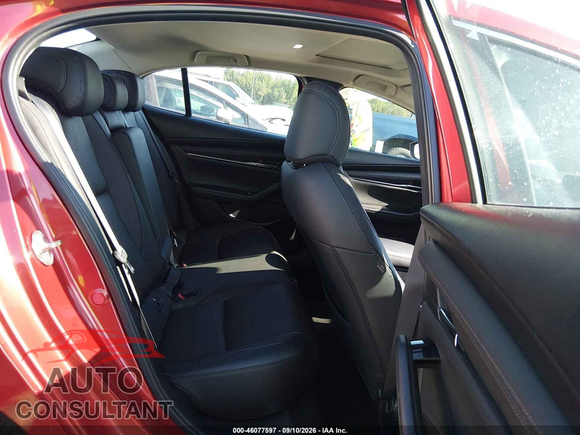 MAZDA MAZDA3 2019 - 3MZBPAEM5KM101425