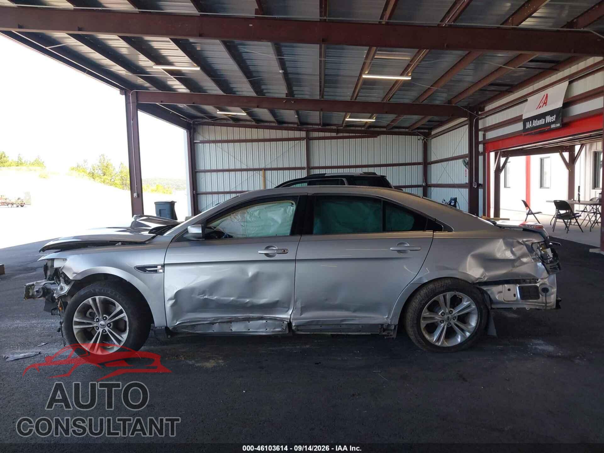 FORD TAURUS 2016 - 1FAHP2E86GG114424