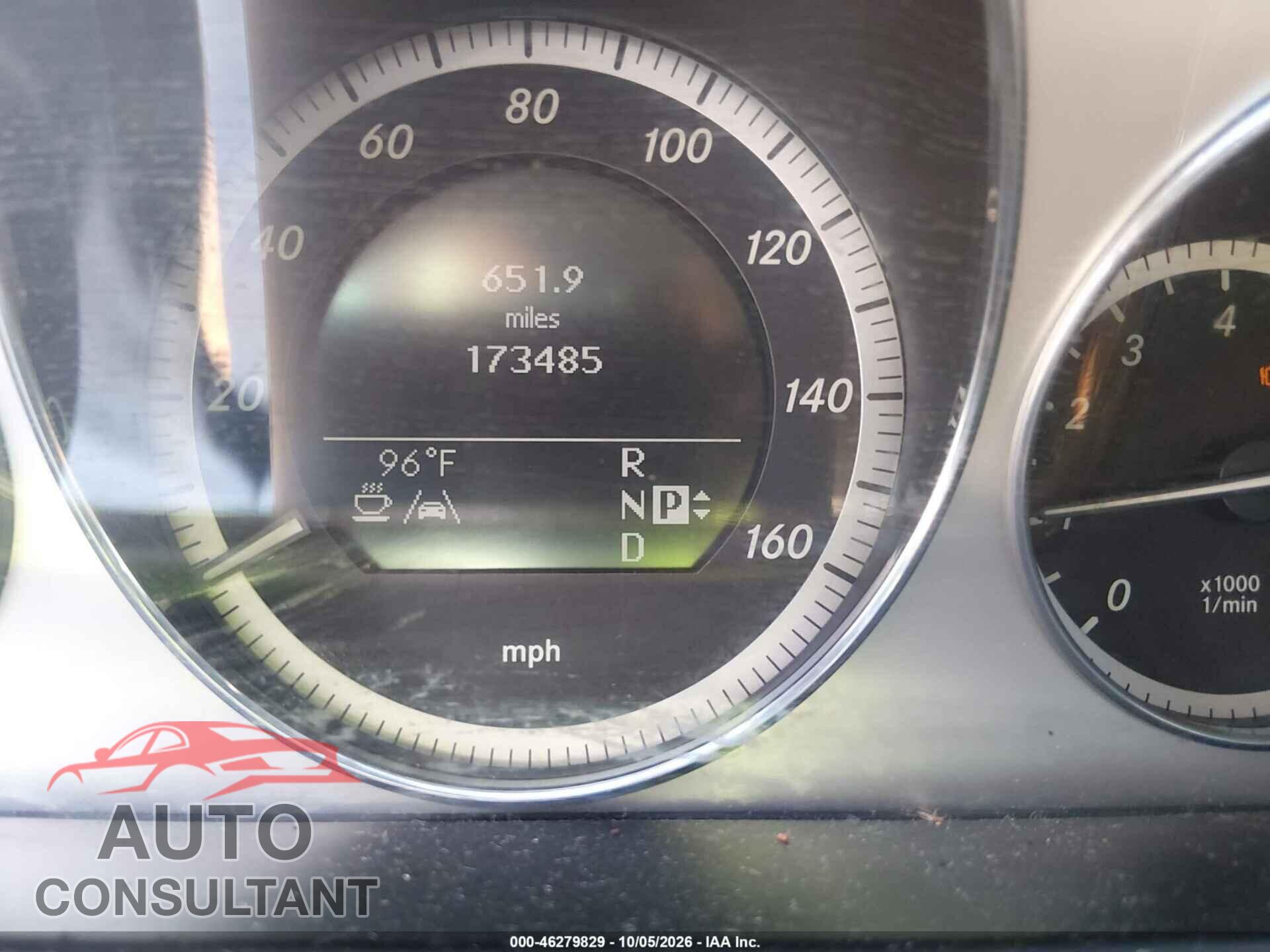 MERCEDES-BENZ E 550 2010 - WDDHF7CB1AA061396