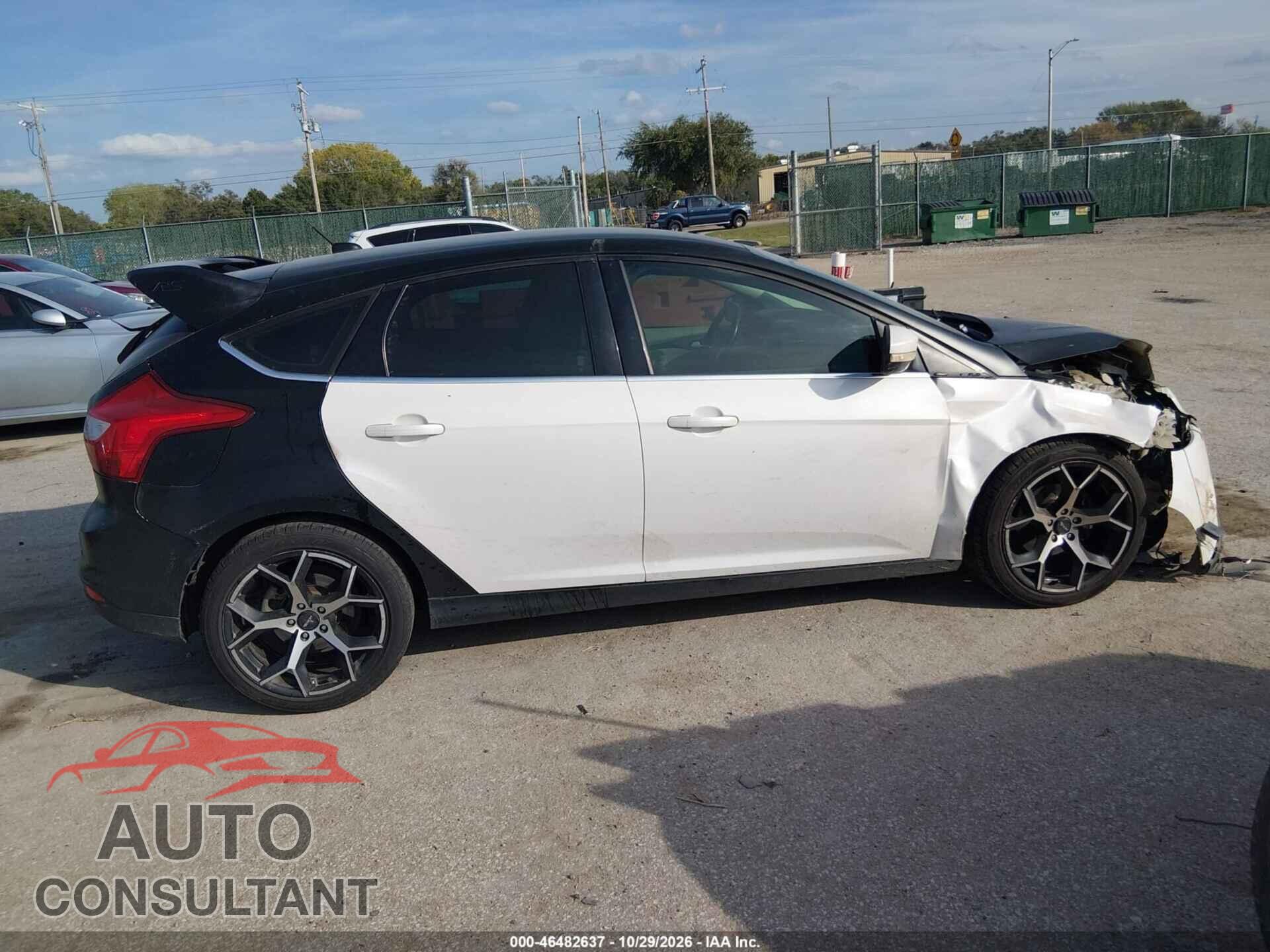 FORD FOCUS 2012 - 1FAHP3M21CL477864