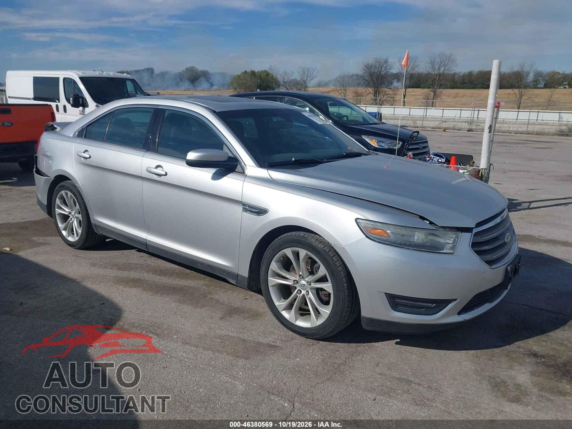 FORD TAURUS 2013 - 1FAHP2E82DG112956