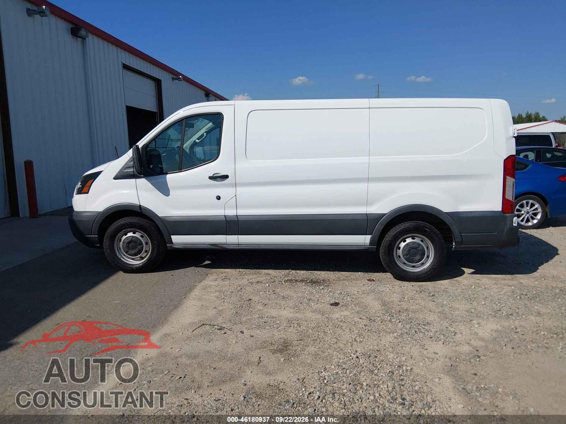 FORD TRANSIT-150 2018 - 1FTYE1ZM7JKB42433