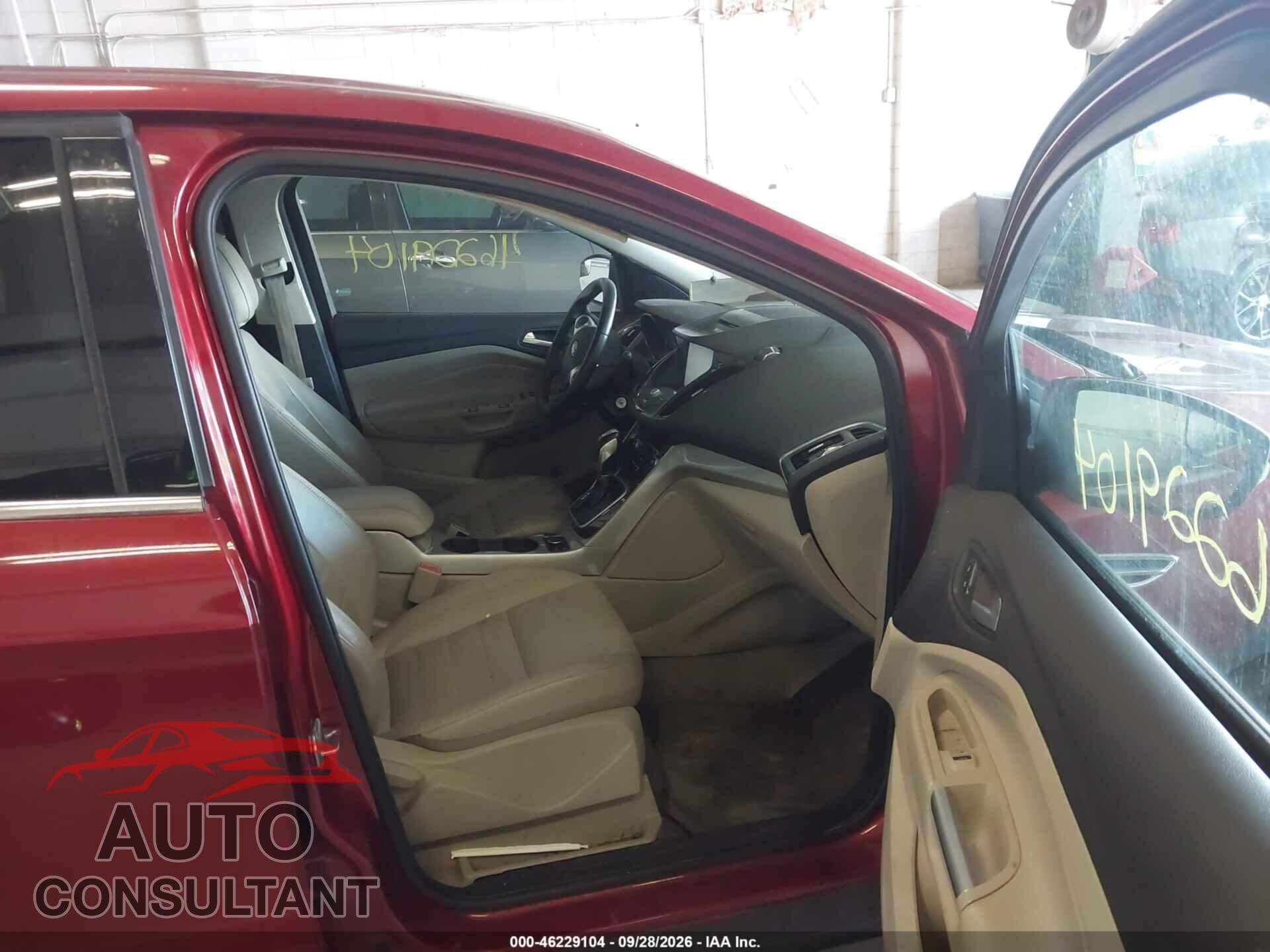 FORD ESCAPE 2013 - 1FMCU9H99DUC15511
