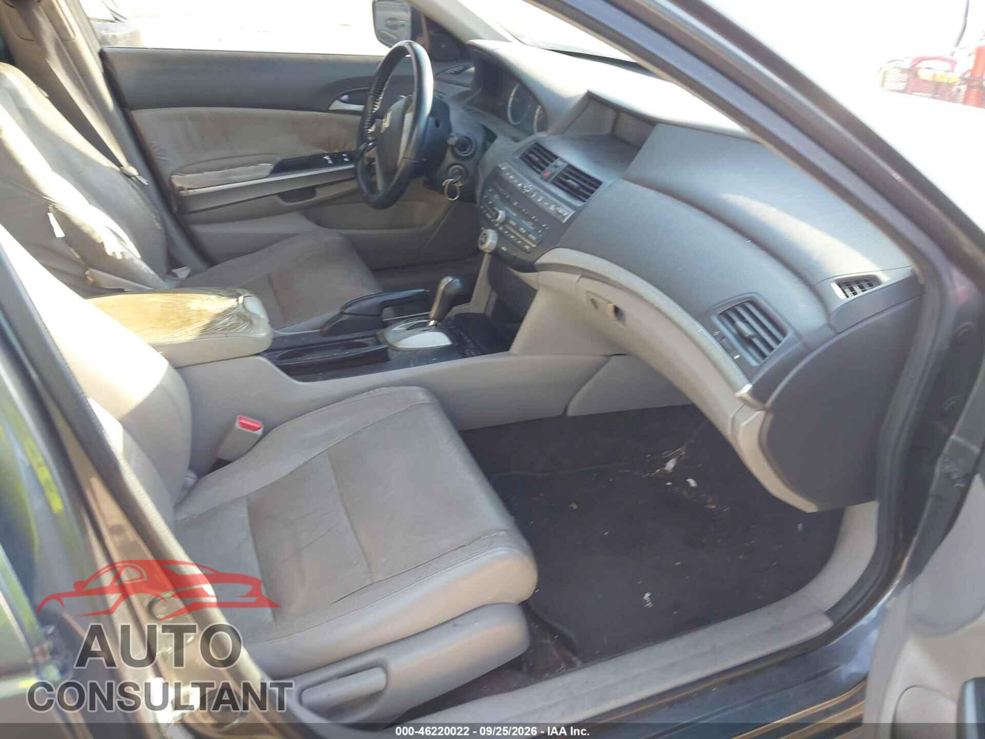 HONDA ACCORD 2010 - 1HGCP2F83AA170934