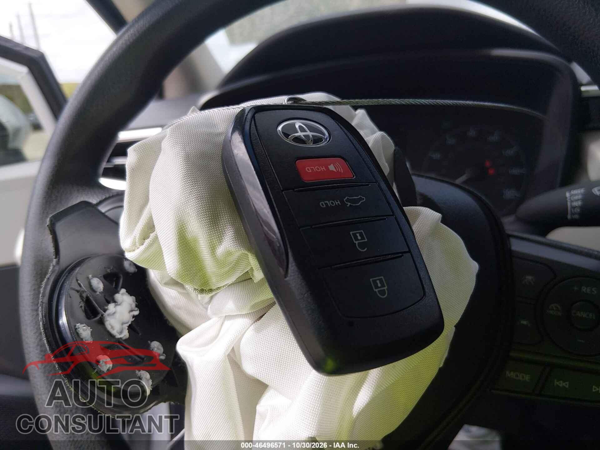 TOYOTA COROLLA 2025 - JTDBCMFEXS3090382