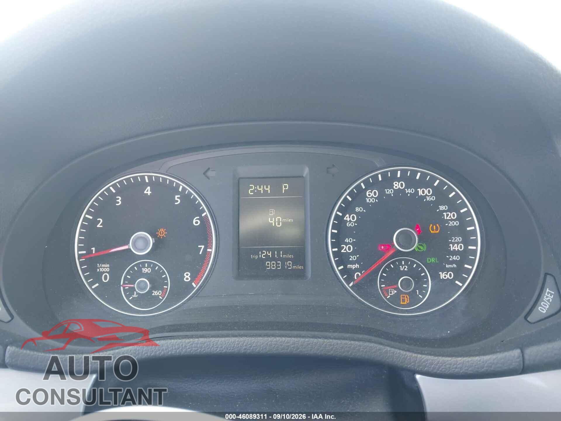 VOLKSWAGEN PASSAT 2014 - 1VWAT7A35EC053437