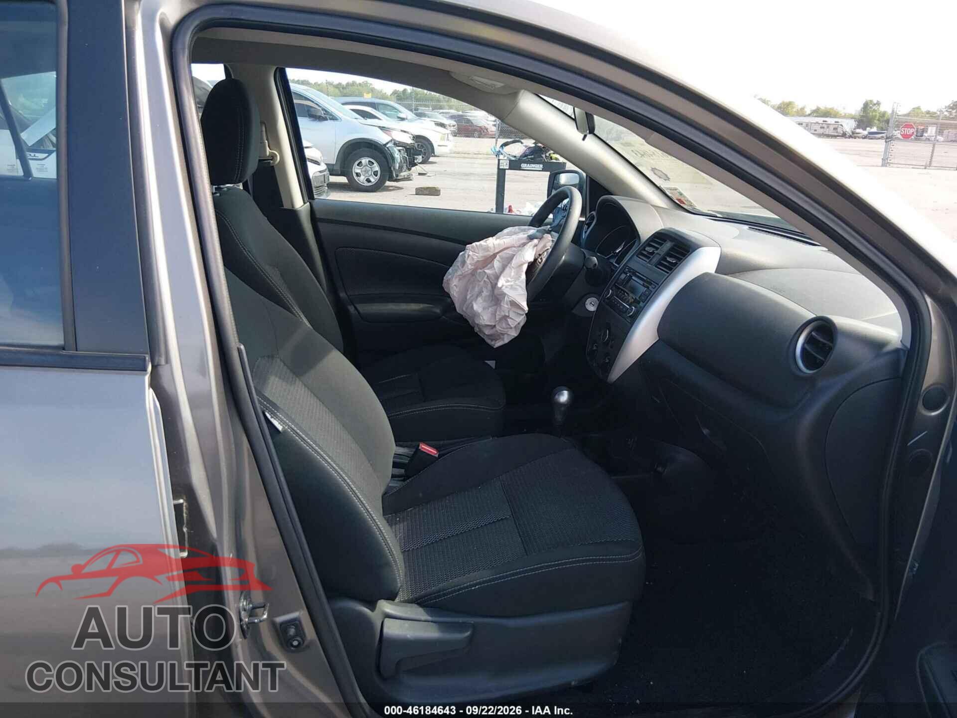 NISSAN VERSA 2017 - 3N1CN7AP1HL817823