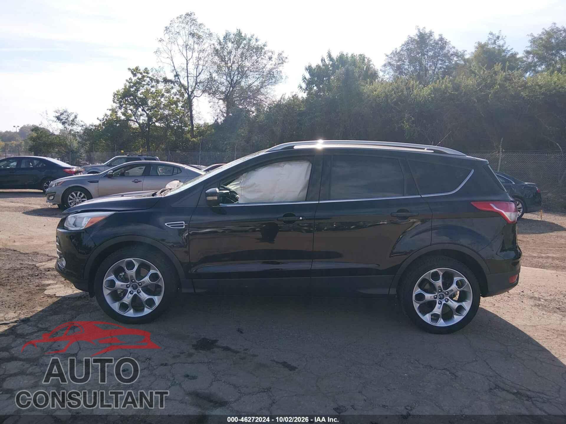 FORD ESCAPE 2016 - 1FMCU9J97GUA01924