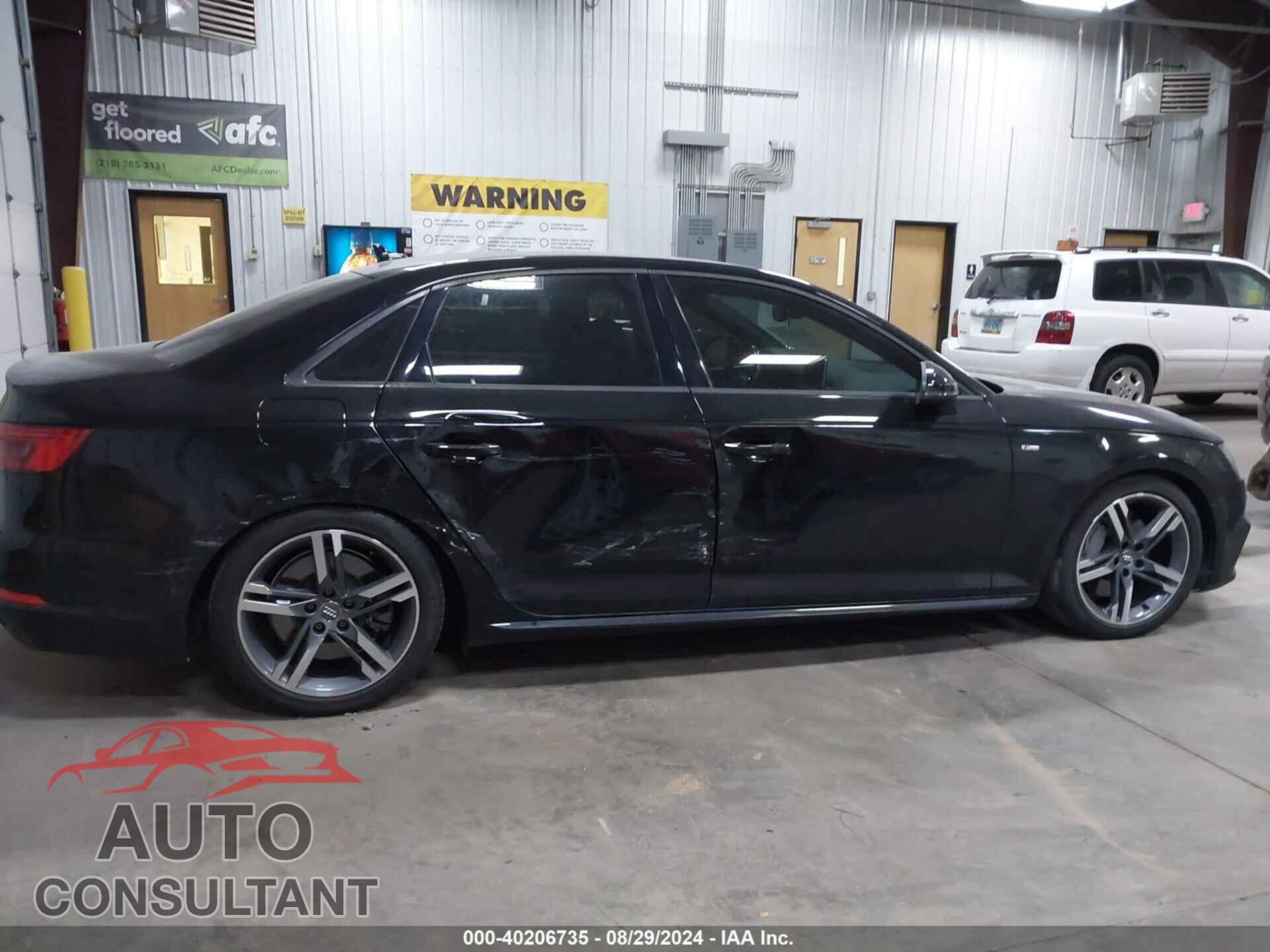 AUDI A4 2017 - WAUDNAF46HN052408