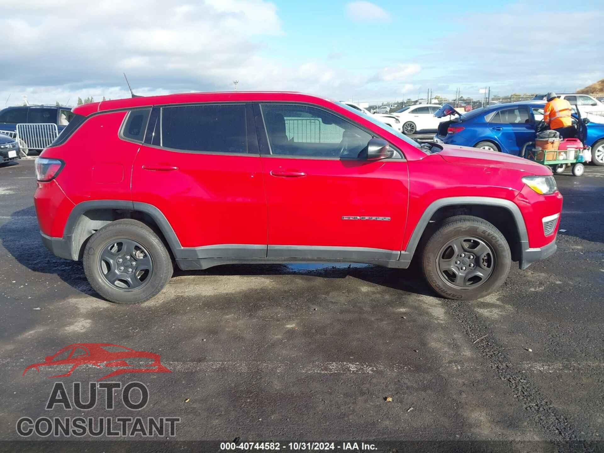 JEEP COMPASS 2018 - 3C4NJDAB7JT248907