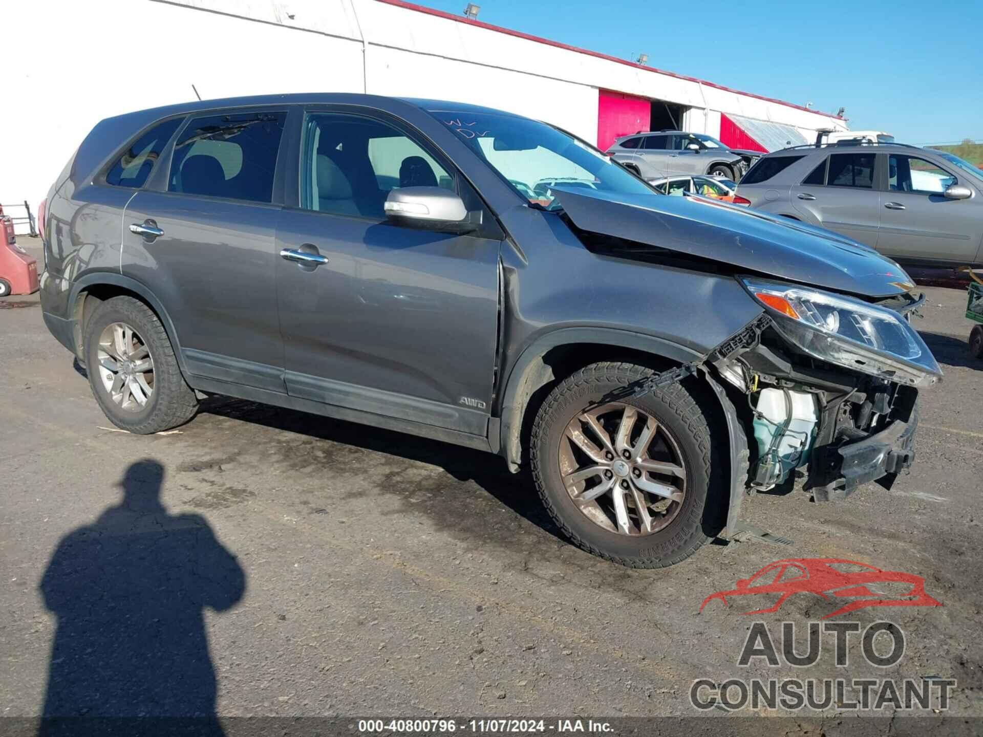 KIA SORENTO 2015 - 5XYKTCA6XFG643186