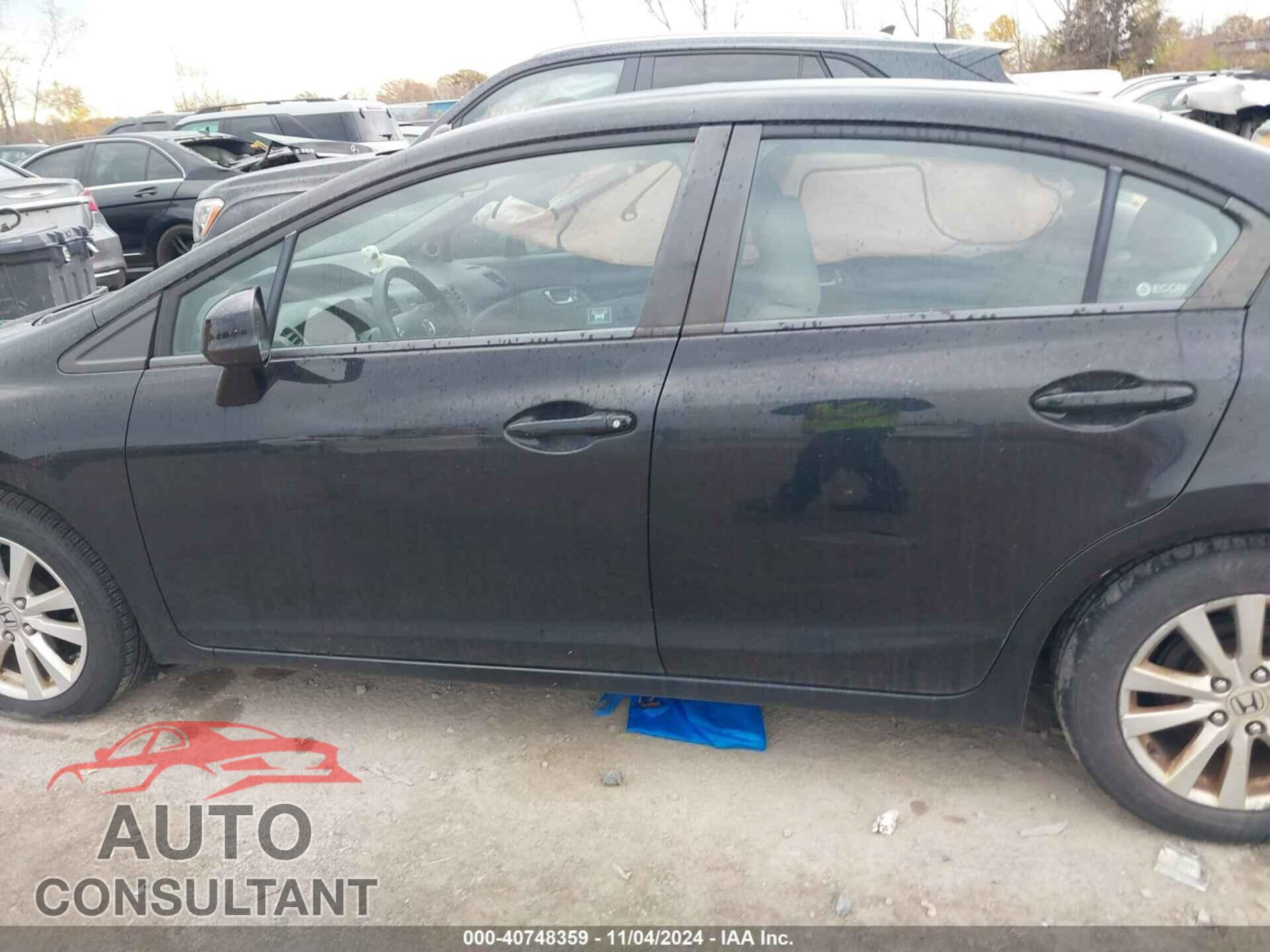 HONDA CIVIC 2012 - 19XFB2F80CE056593