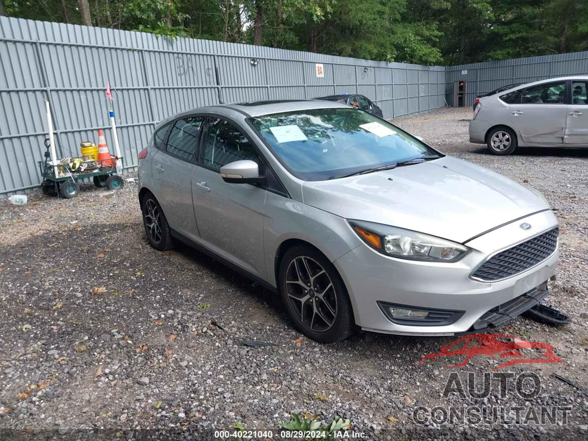 FORD FOCUS 2017 - 1FADP3M23HL207752