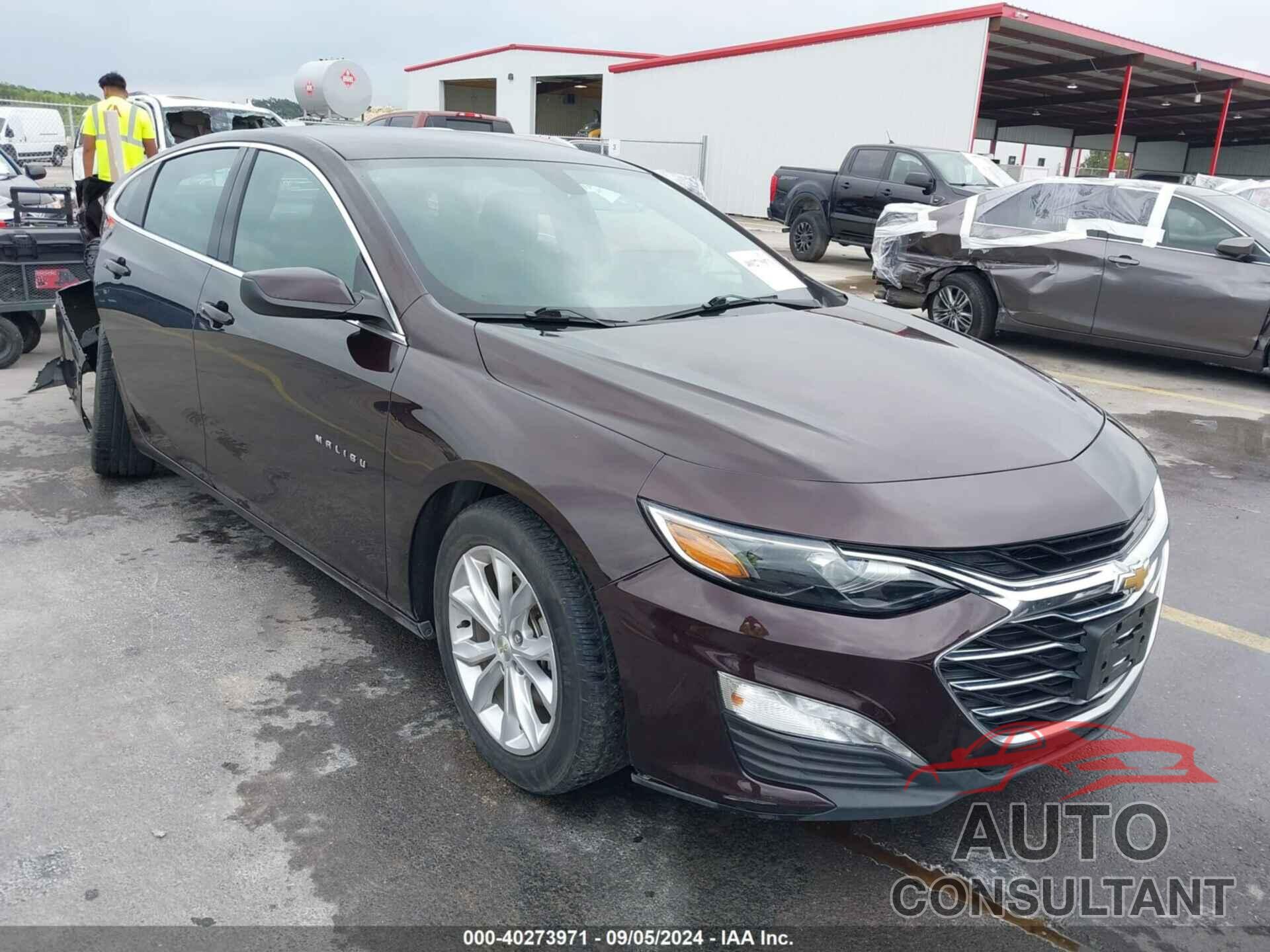 CHEVROLET MALIBU 2020 - 1G1ZD5ST7LF102504