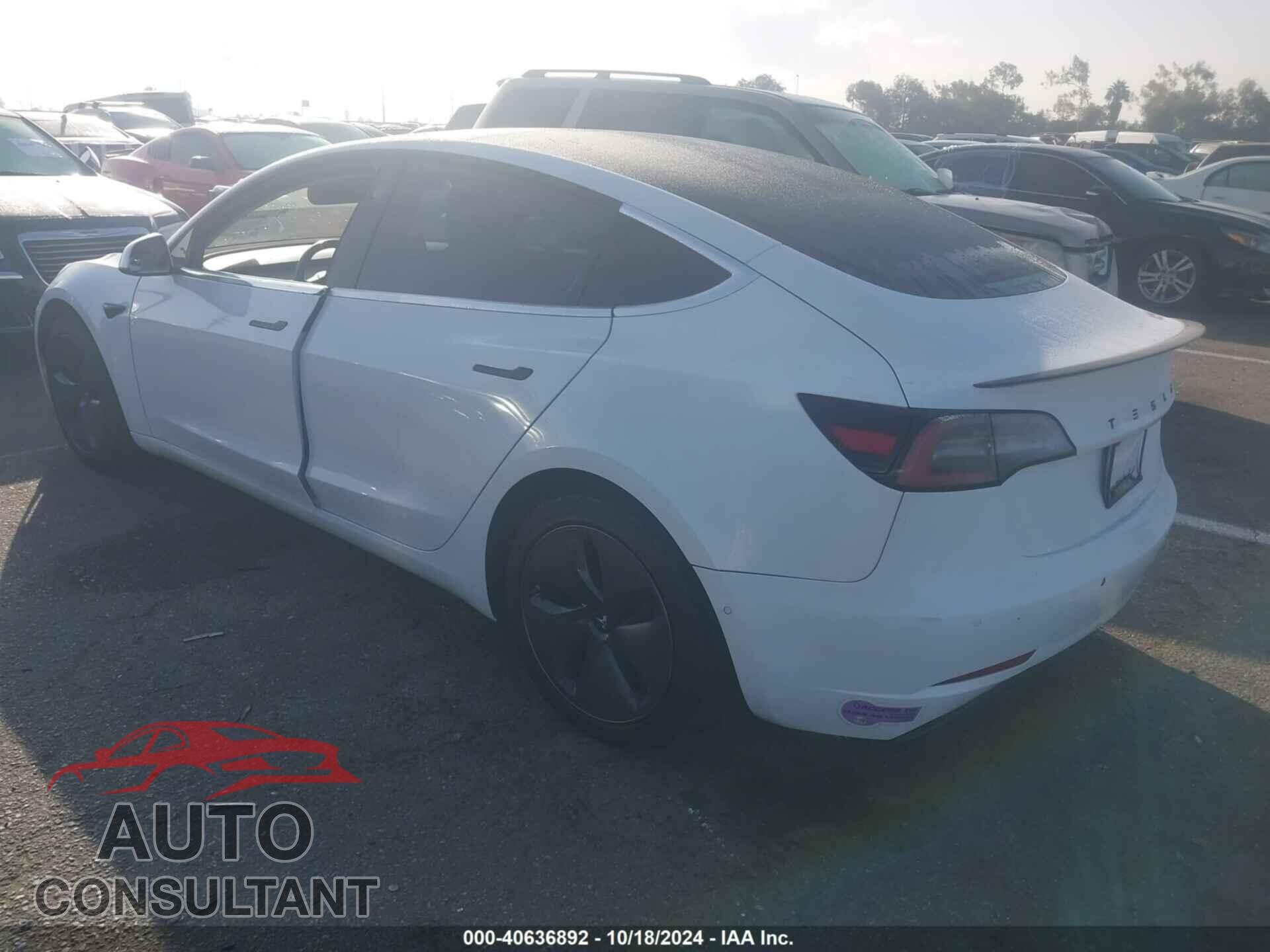 TESLA MODEL 3 2018 - 5YJ3E1EA8JF062450