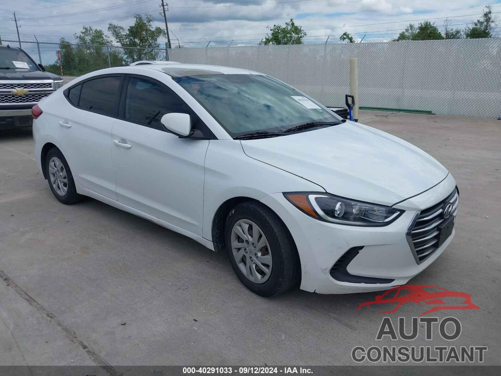 HYUNDAI ELANTRA 2018 - 5NPD74LF9JH255397