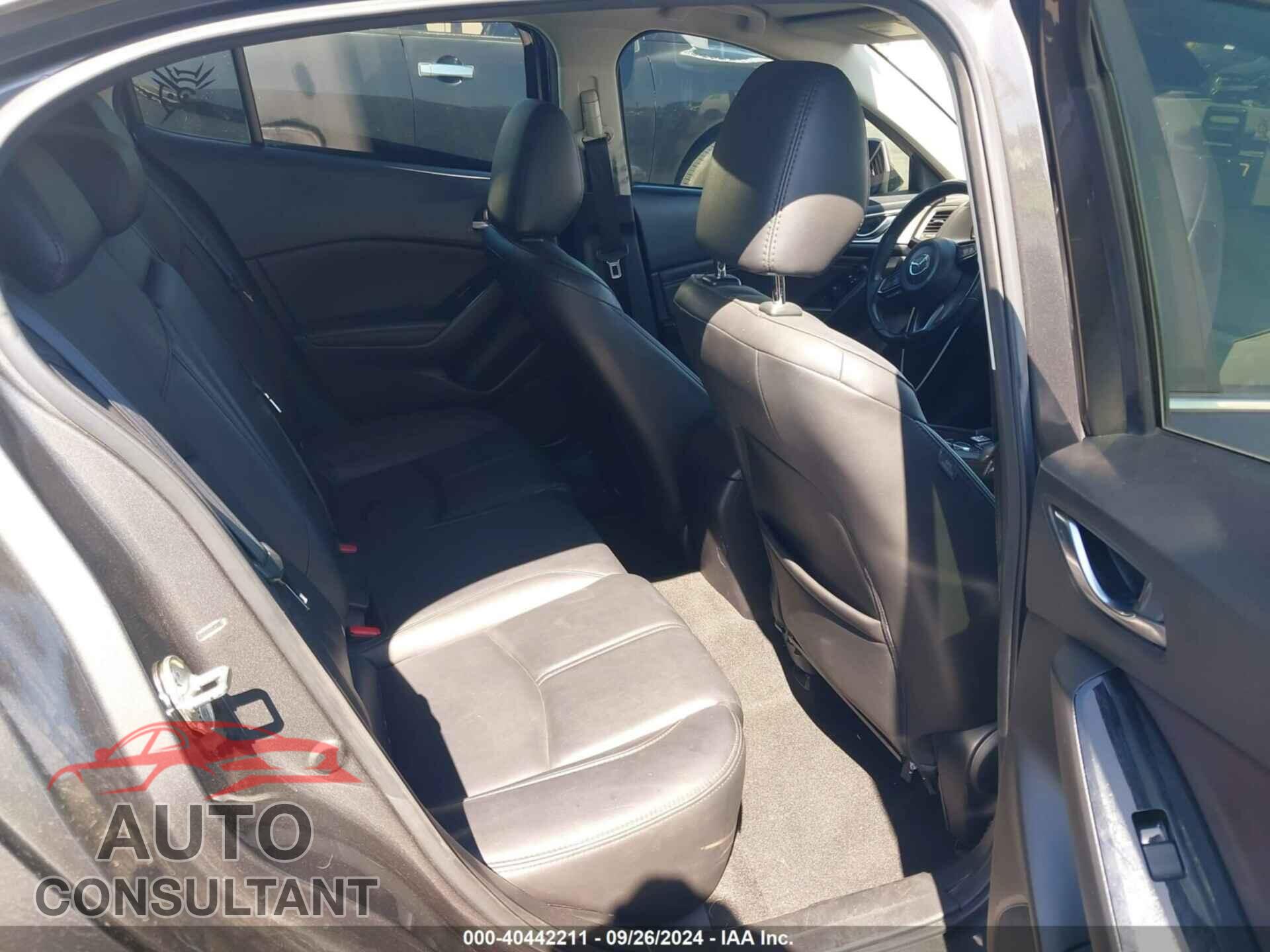MAZDA MAZDA3 2017 - 3MZBN1L72HM141313