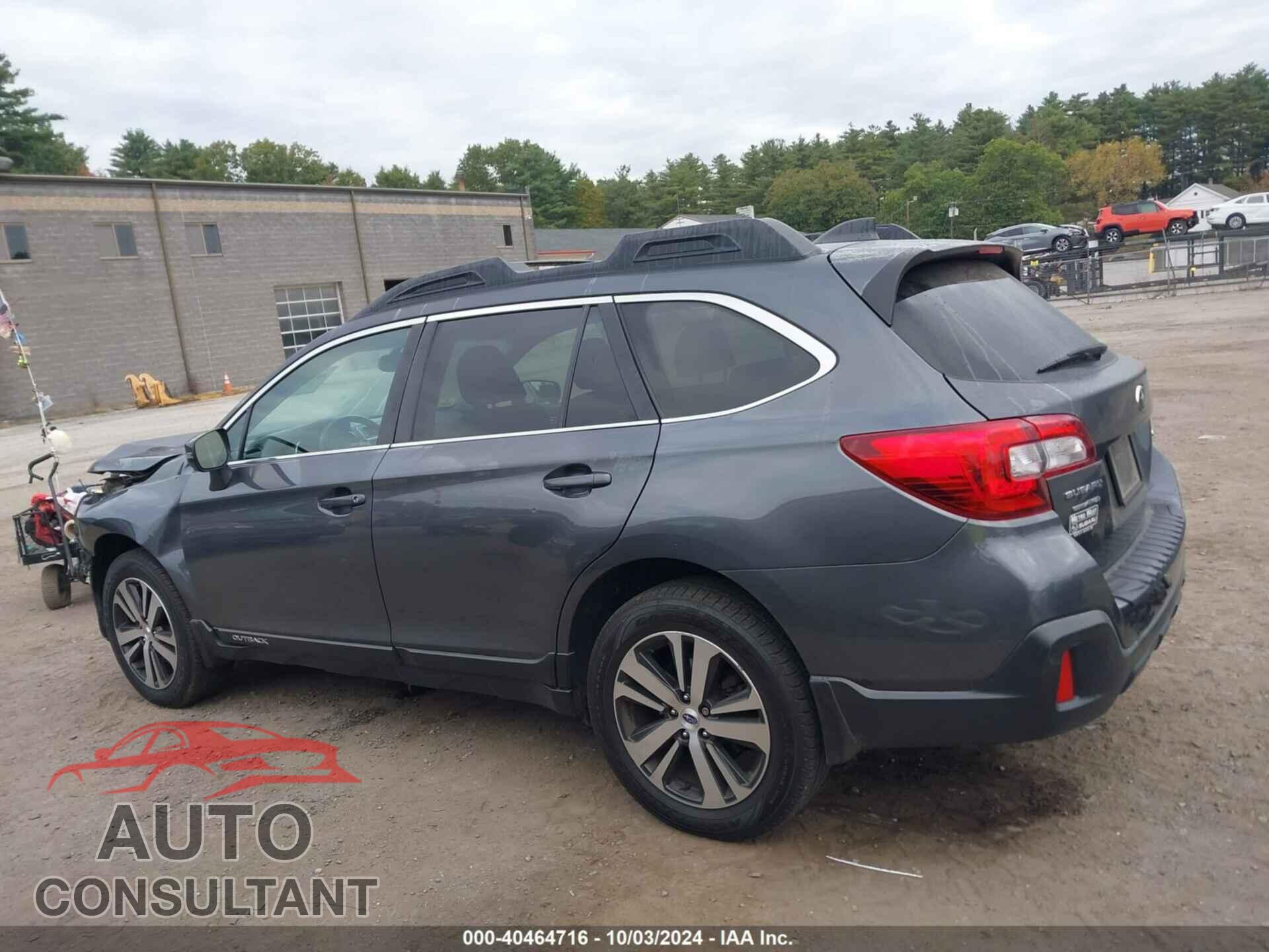 SUBARU OUTBACK 2018 - 4S4BSAKC8J3301952