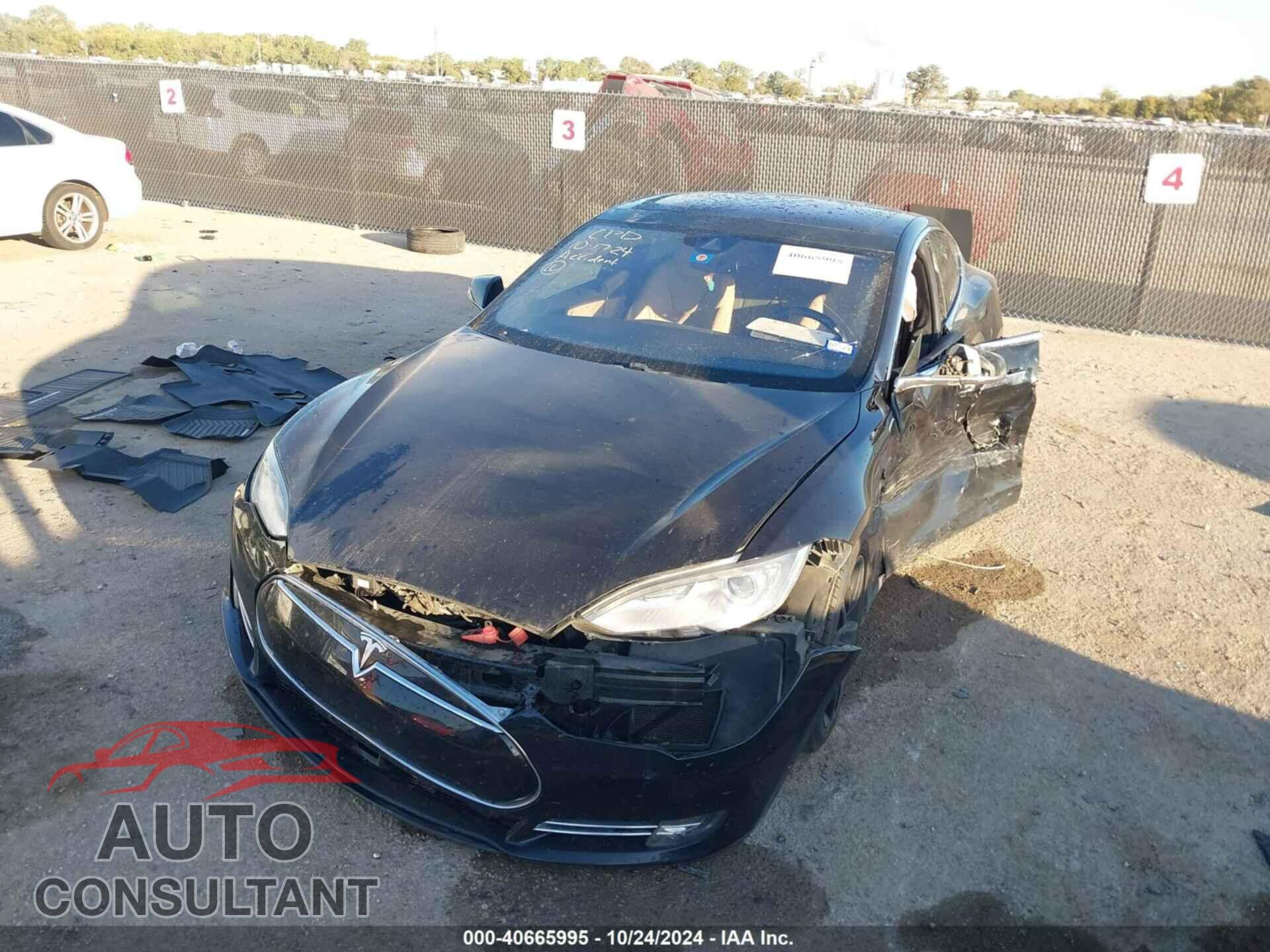 TESLA MODEL S 2015 - 5YJSA1H28FF094169